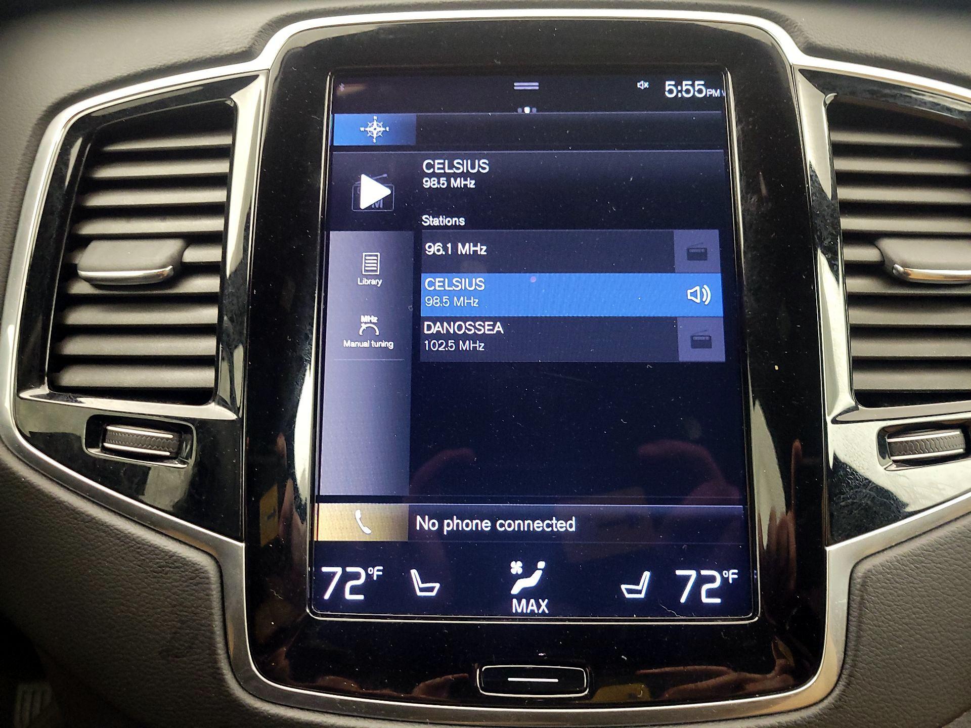 Thumbnail: 2022 Volvo XC90 - 16