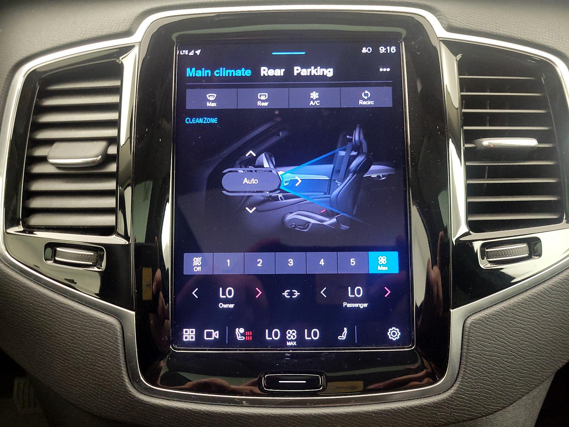 Thumbnail: 2023 Volvo XC90 - 17