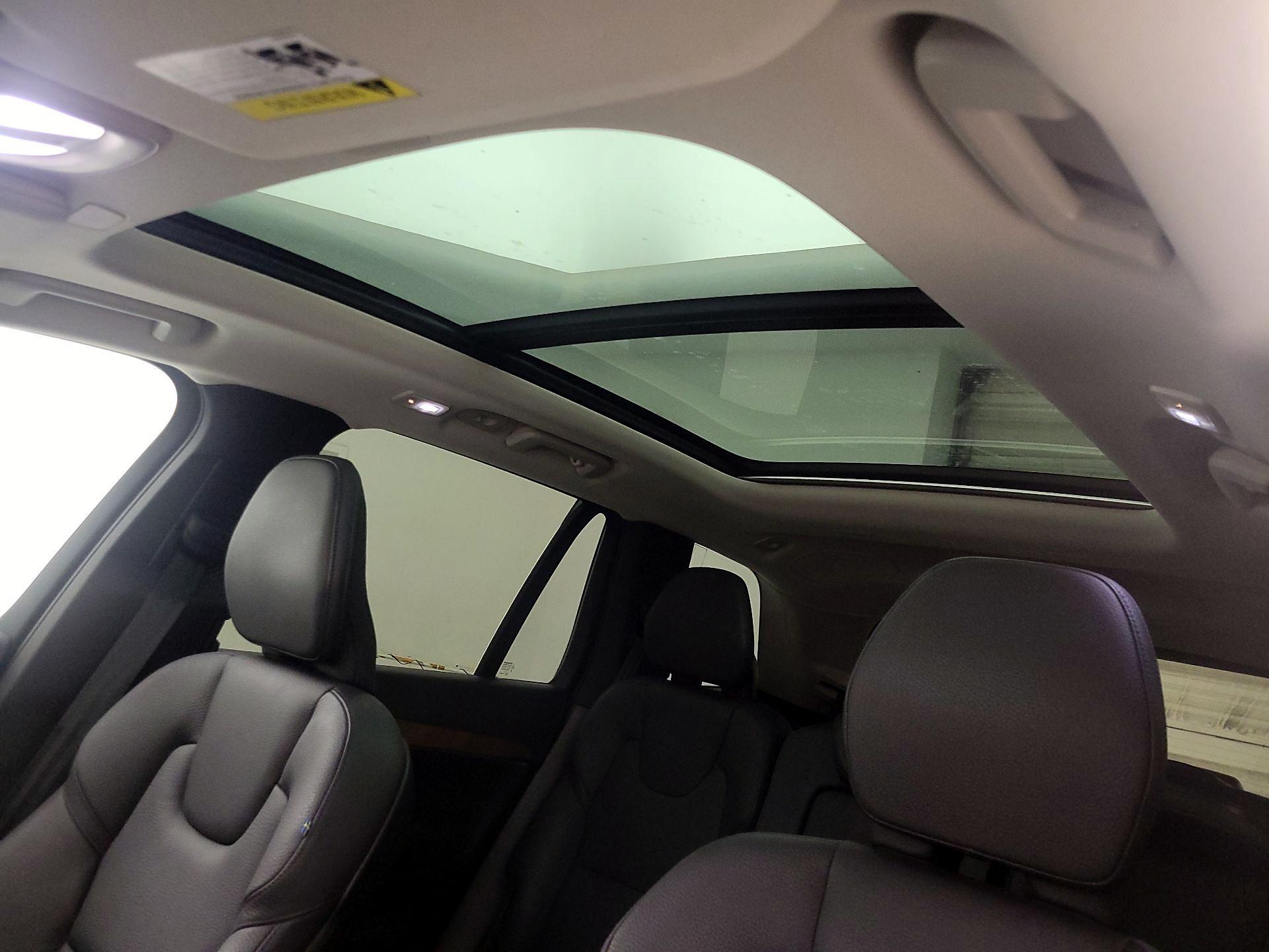 Thumbnail: 2023 Volvo XC90 - 20