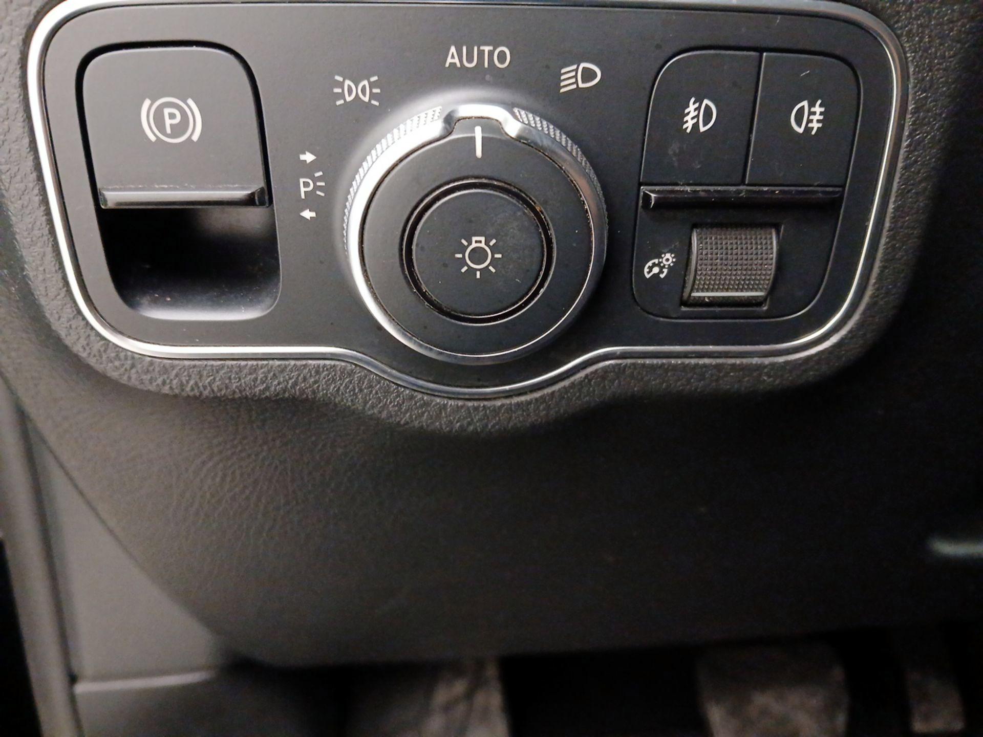 Thumbnail: 2022 Mercedes-Benz GLA - 13