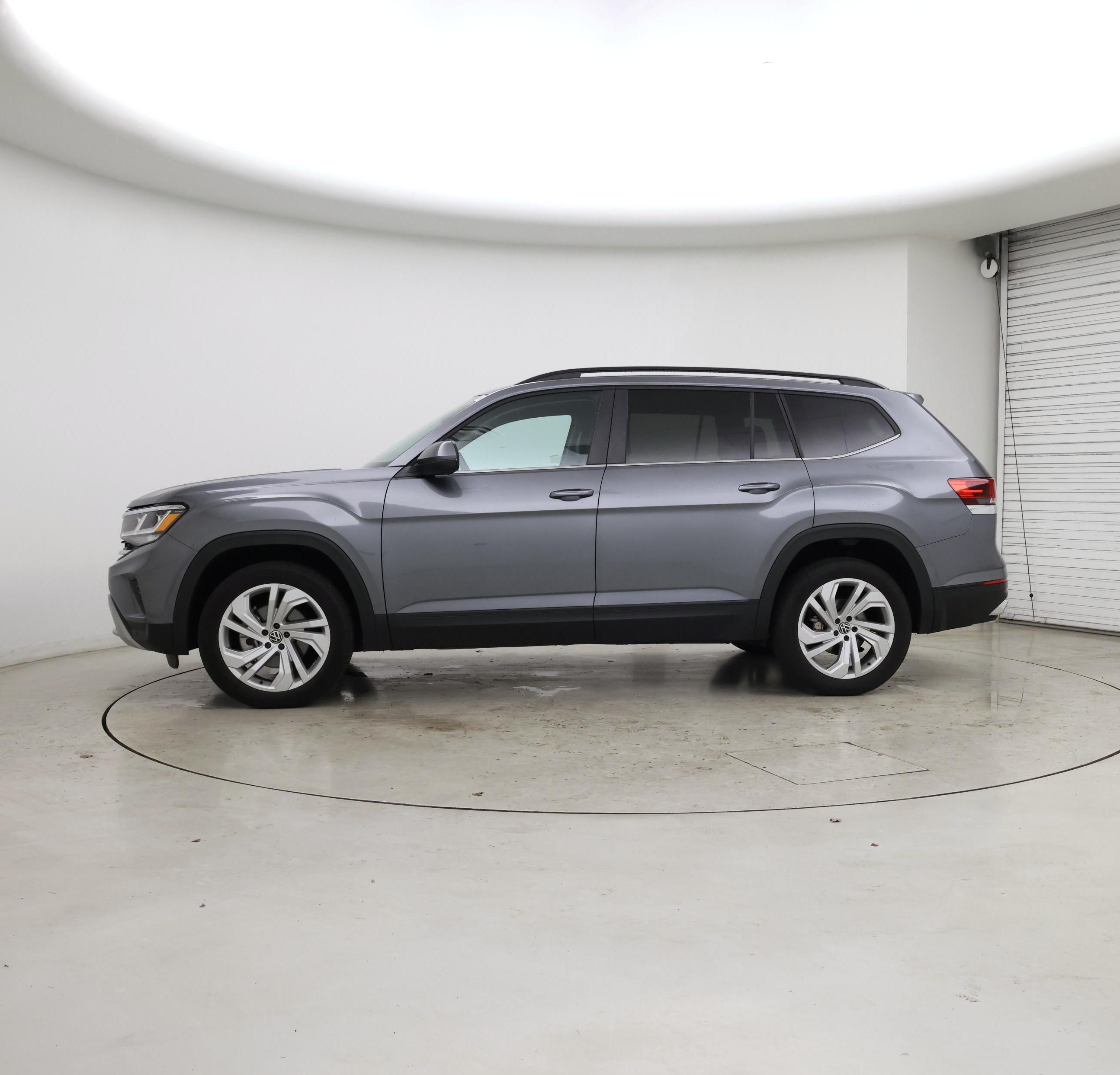 Thumbnail: 2022 Volkswagen Atlas - 3