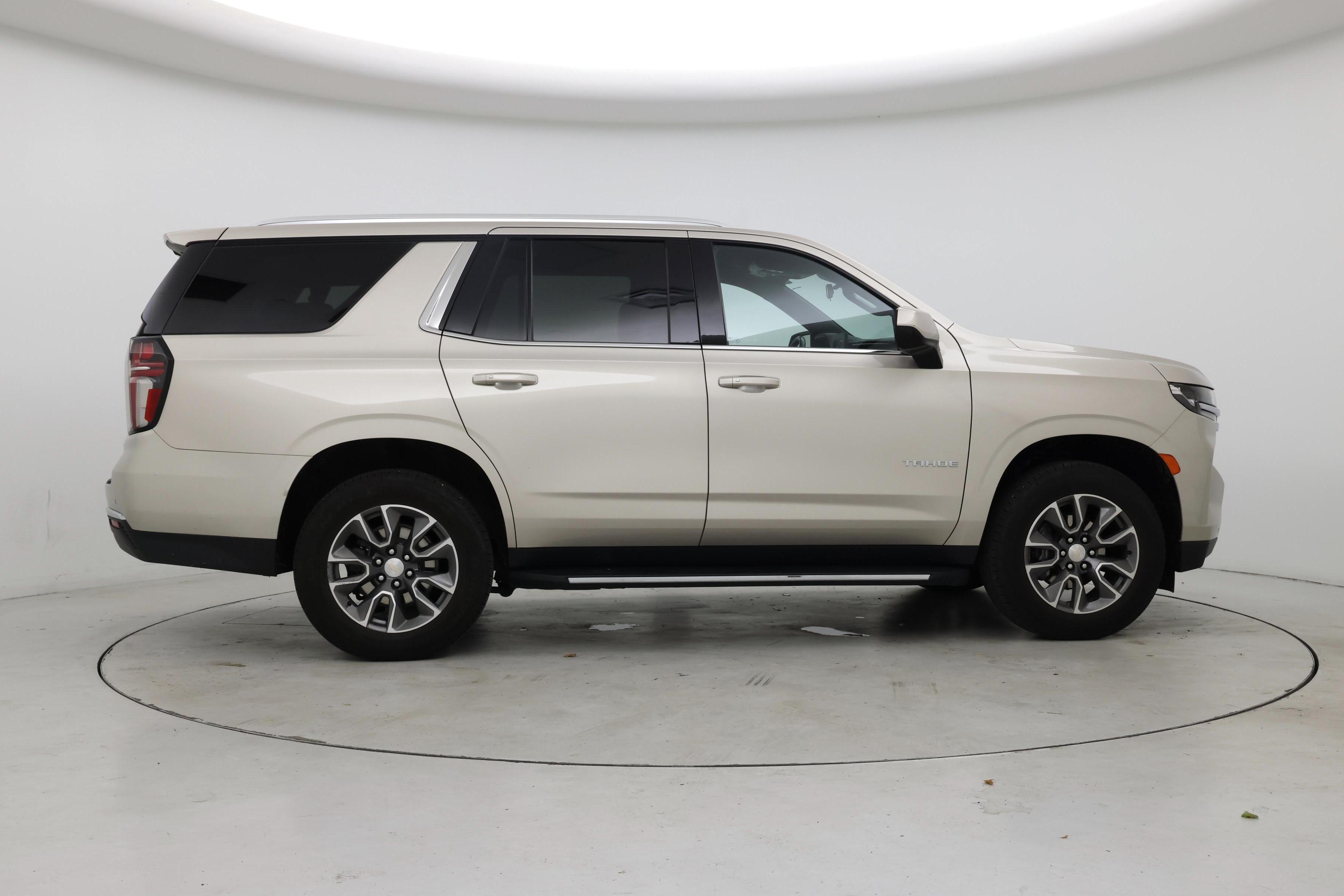 Thumbnail: 2023 Chevrolet Tahoe - 7