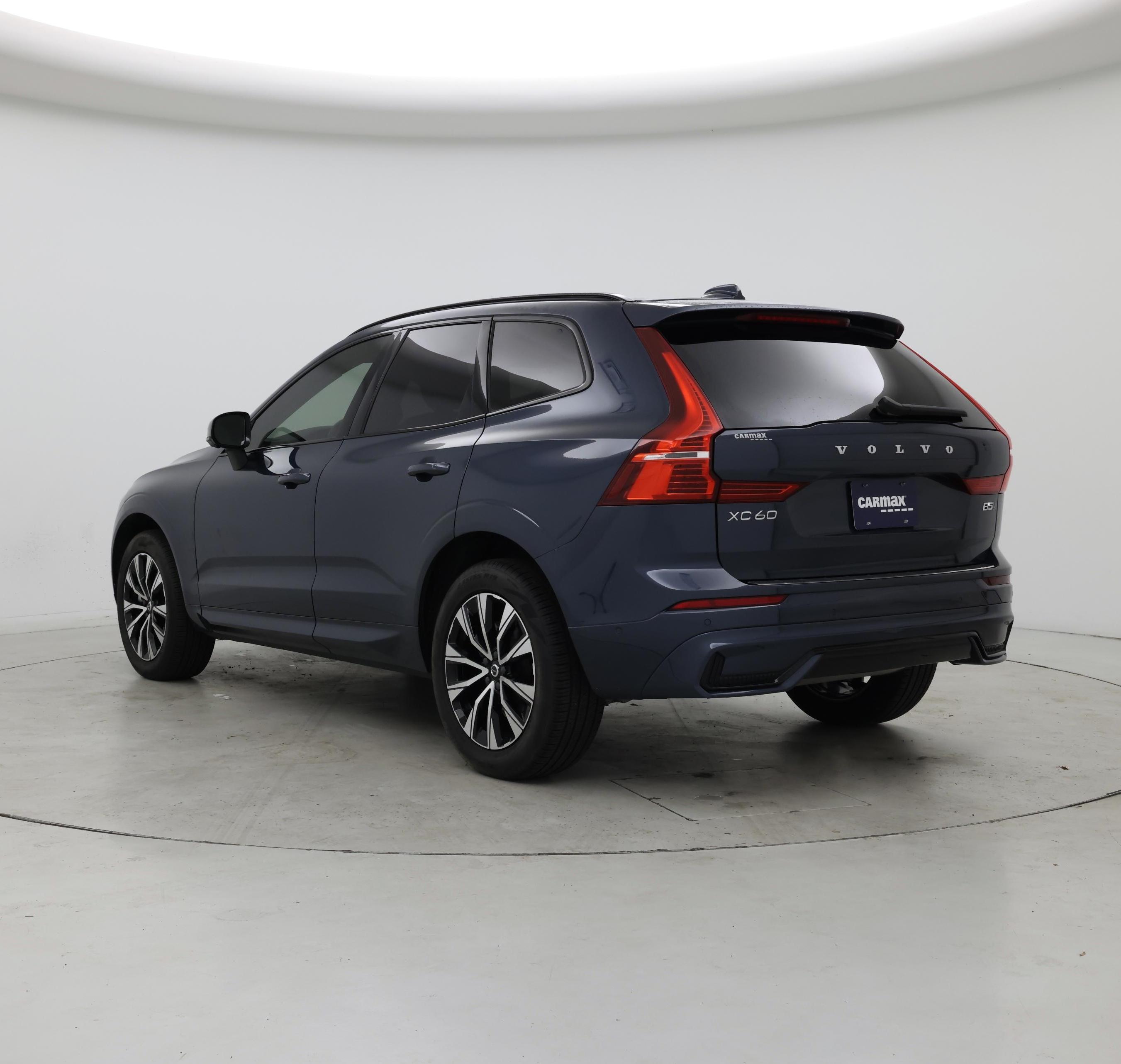 Thumbnail: 2024 Volvo XC60 - 2