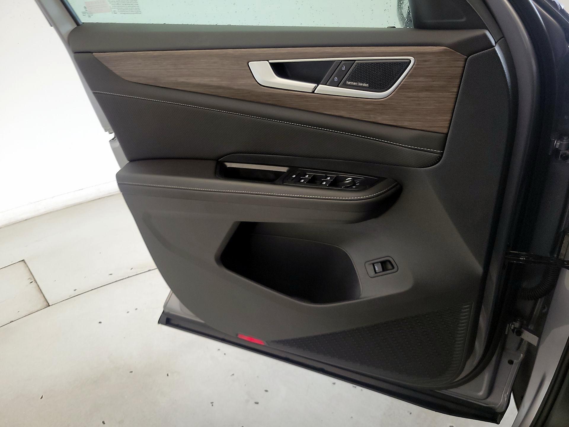 Thumbnail: 2024 Volkswagen Atlas - 12