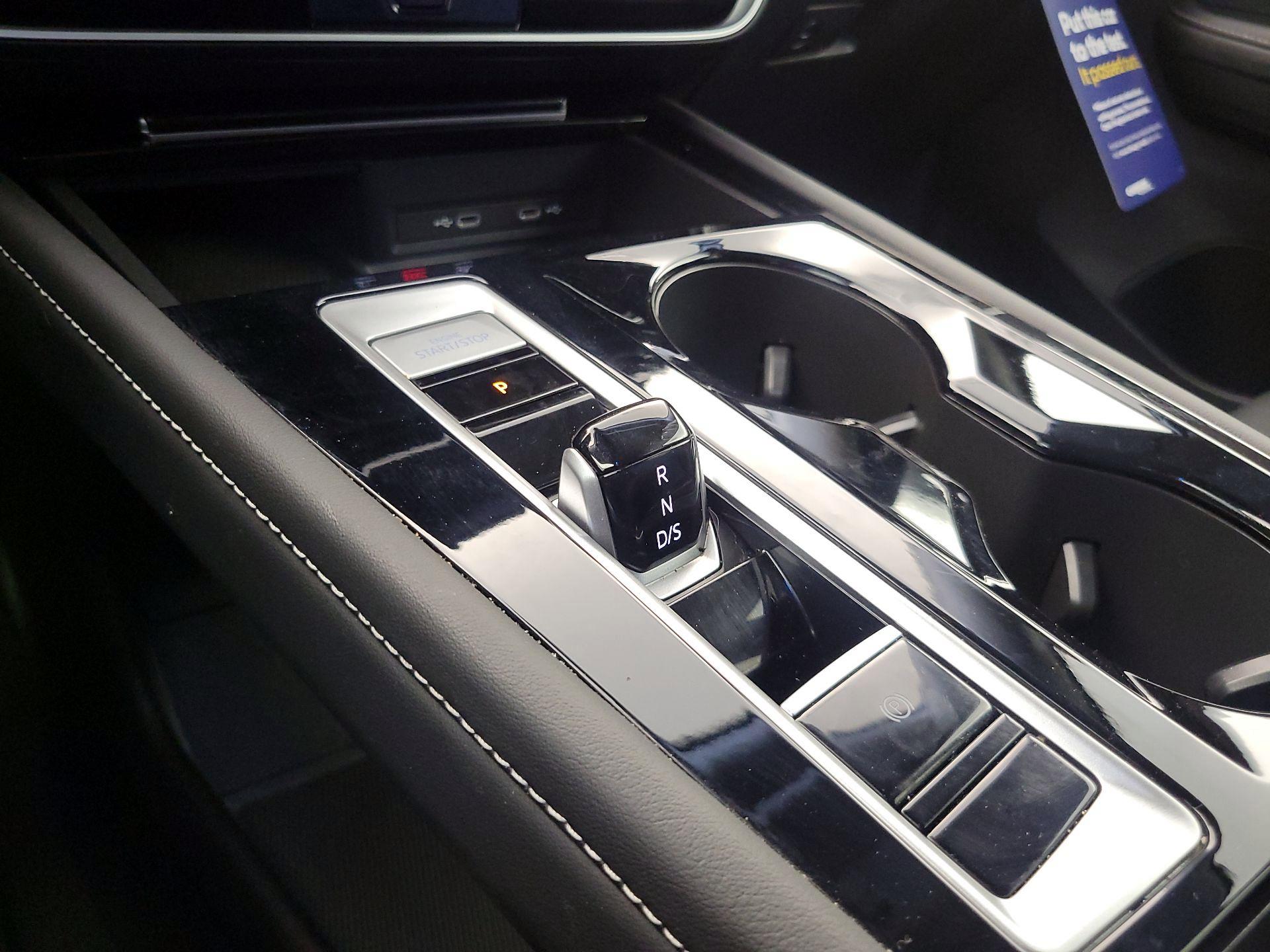 Thumbnail: 2024 Volkswagen Atlas - 18