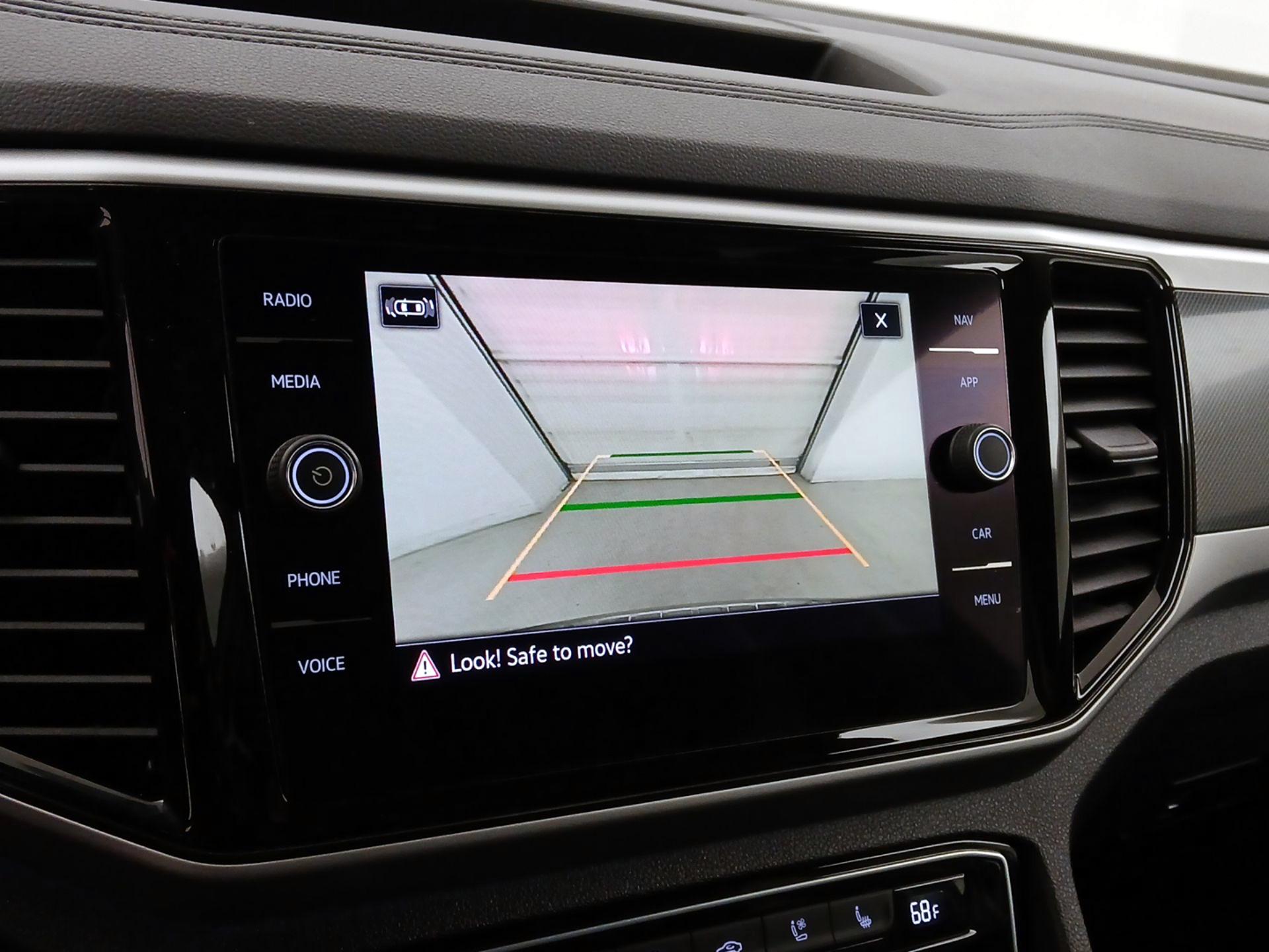 Thumbnail: 2022 Volkswagen Atlas - 15