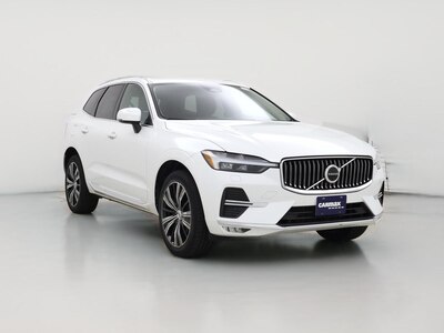 White 2022 Volvo XC60 B5 Inscription