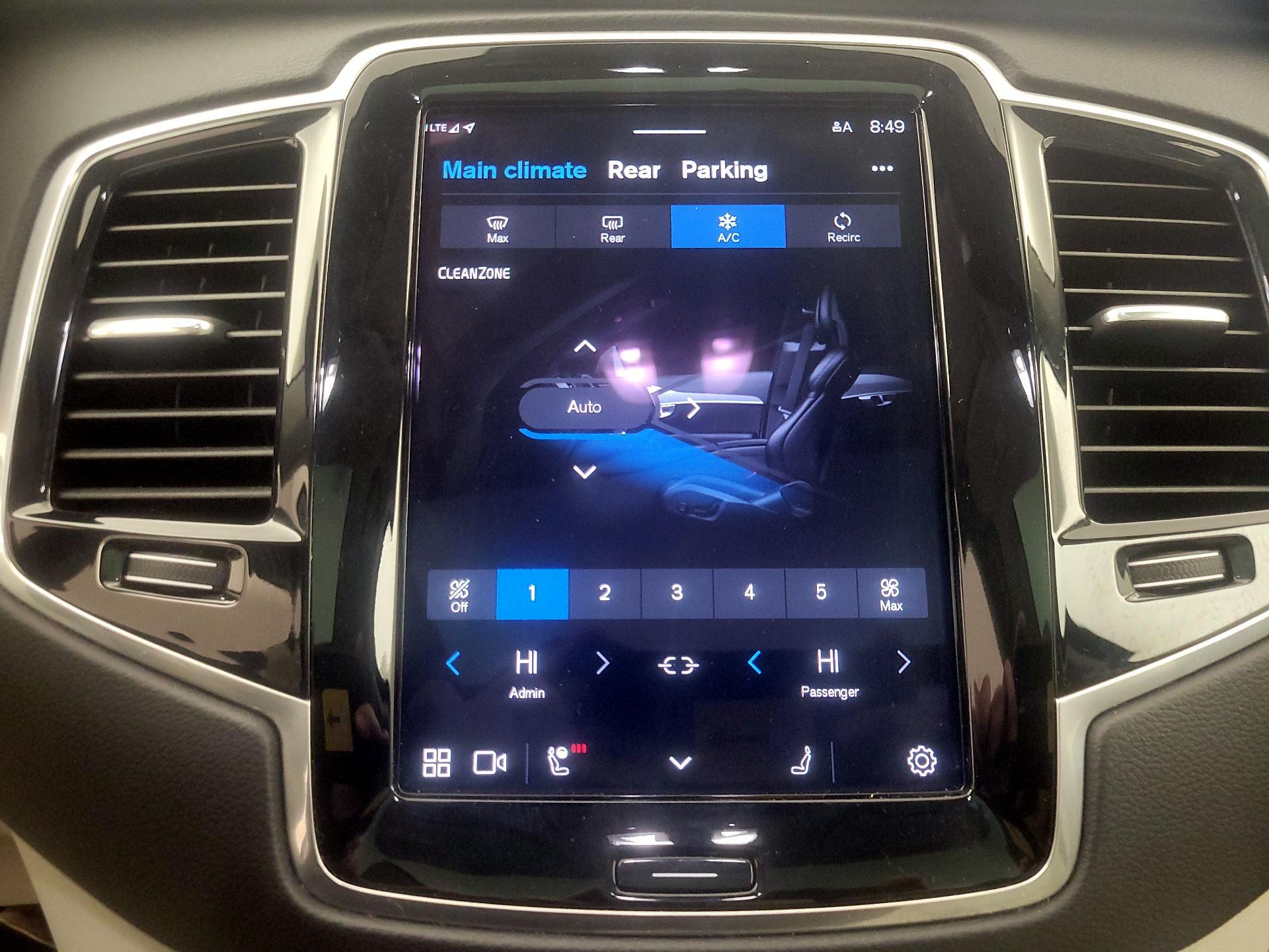 Thumbnail: 2024 Volvo XC90 - 17