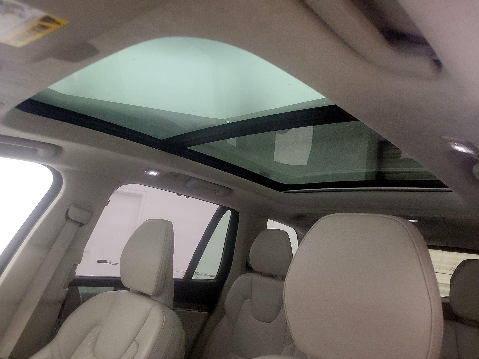 Thumbnail: 2024 Volvo XC90 - 20