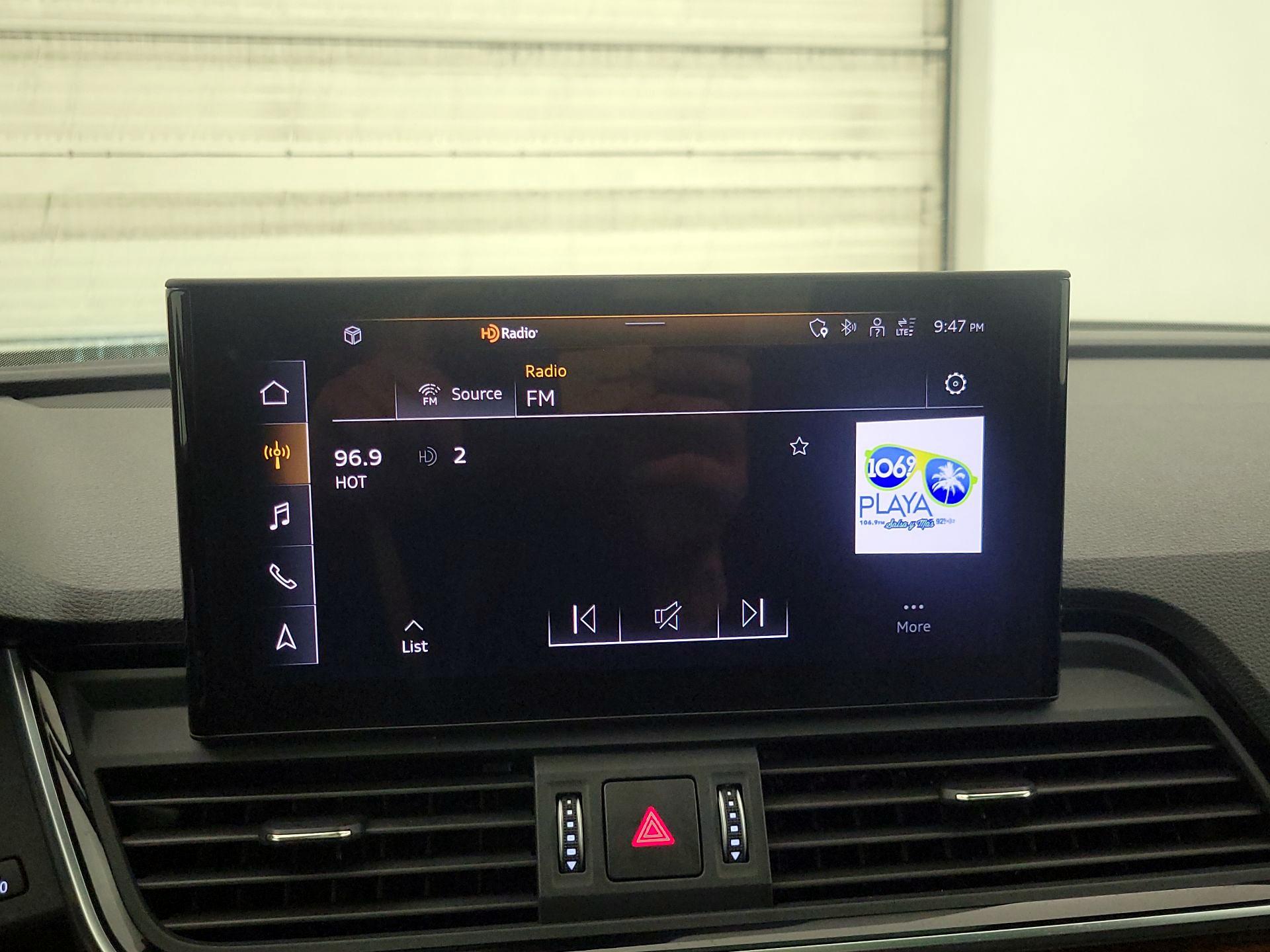 Thumbnail: 2023 Audi Q5 - 15