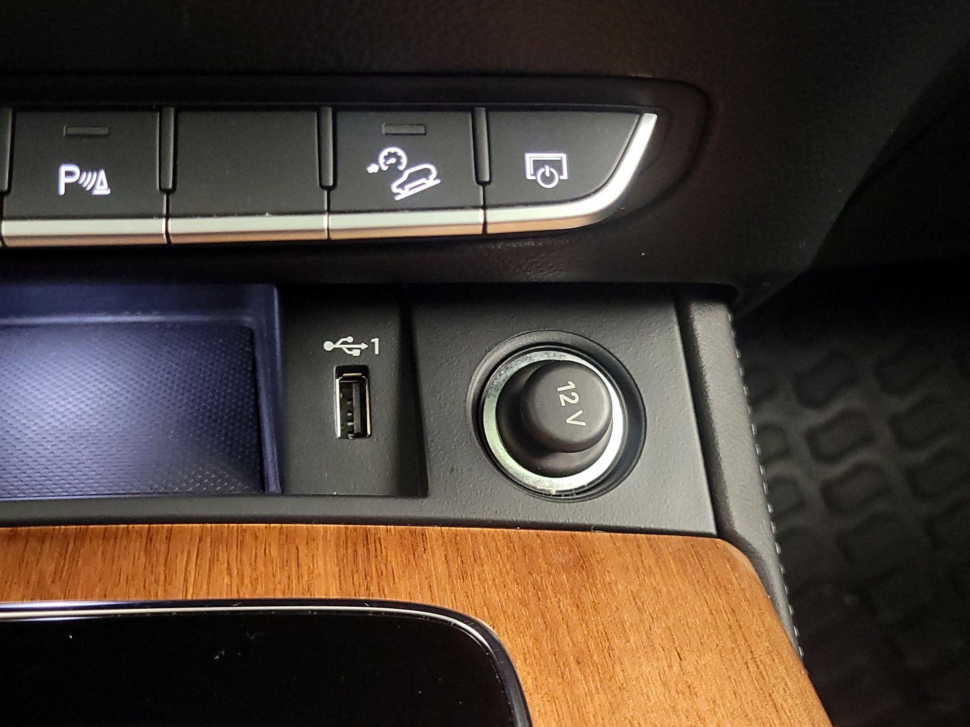 Thumbnail: 2023 Audi Q5 - 18