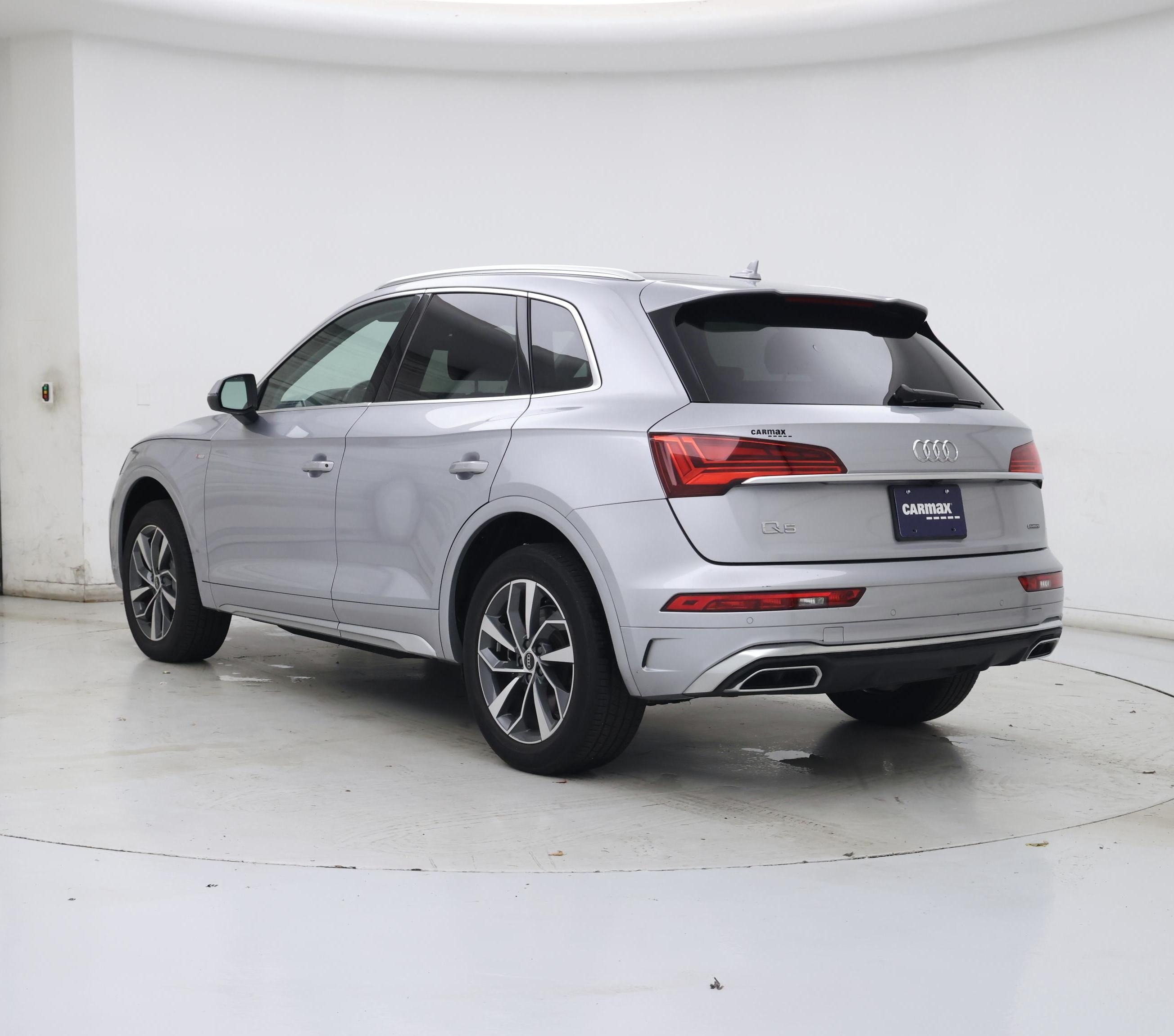 Thumbnail: 2023 Audi Q5 - 2