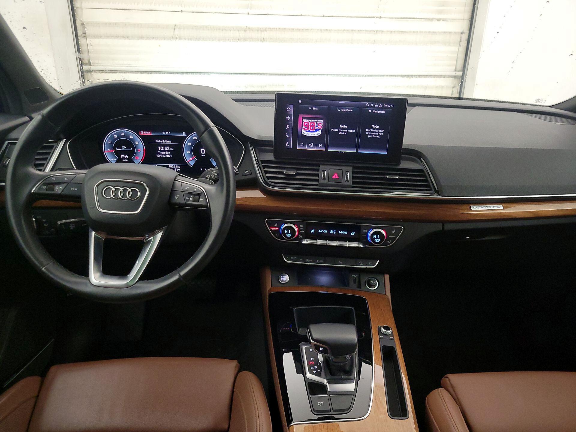 Thumbnail: 2023 Audi Q5 - 9