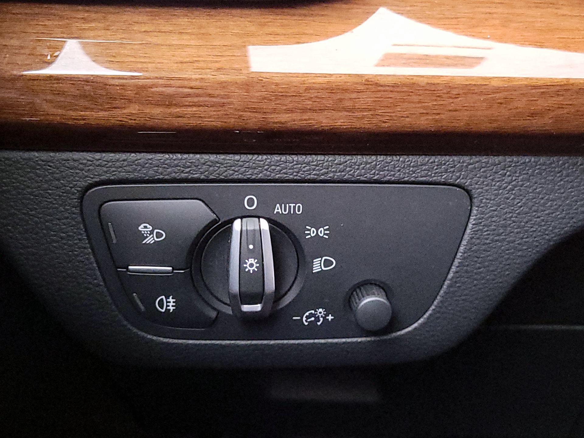 Thumbnail: 2023 Audi Q5 - 13