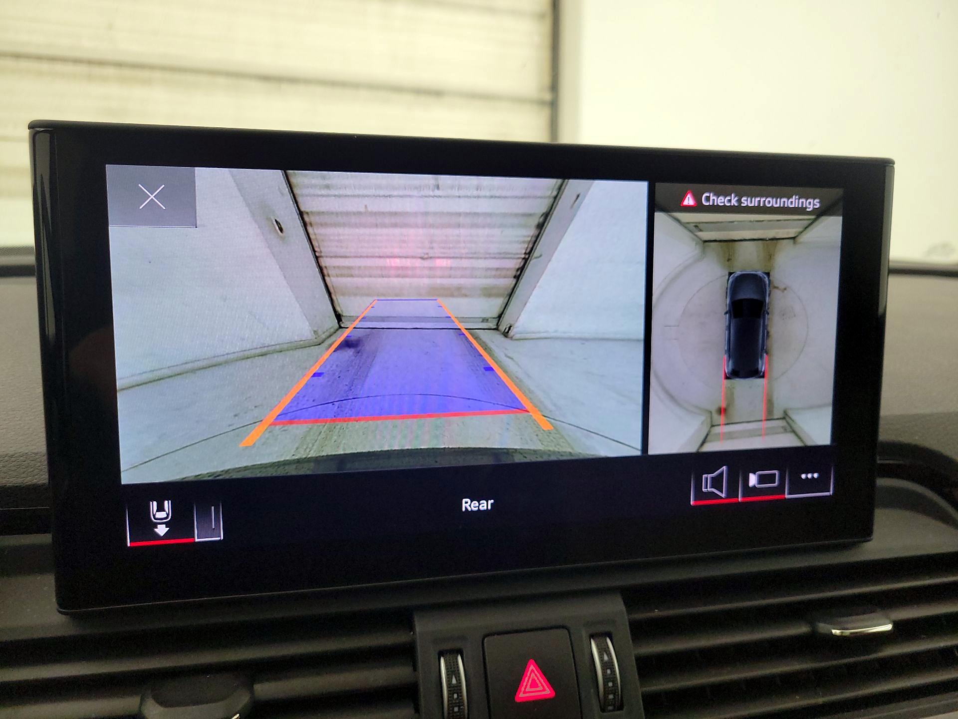 Thumbnail: 2023 Audi Q5 - 14