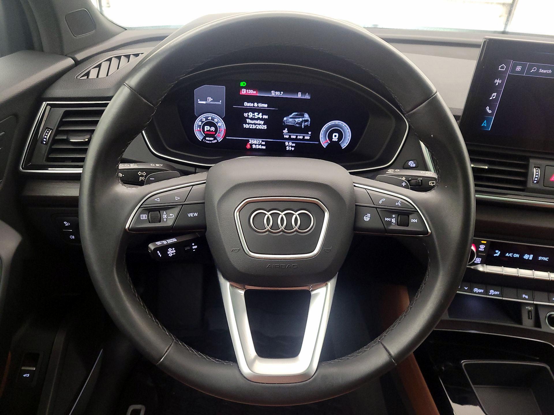 Thumbnail: 2023 Audi Q5 - 10