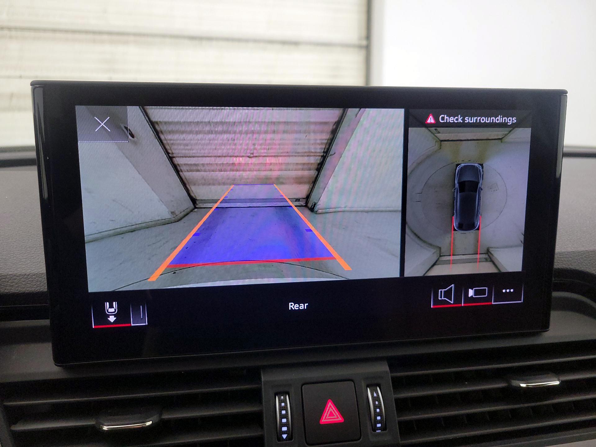 Thumbnail: 2023 Audi Q5 - 15