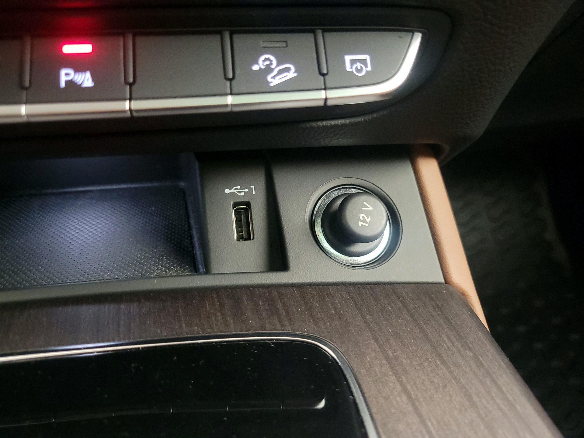 Thumbnail: 2023 Audi Q5 - 19