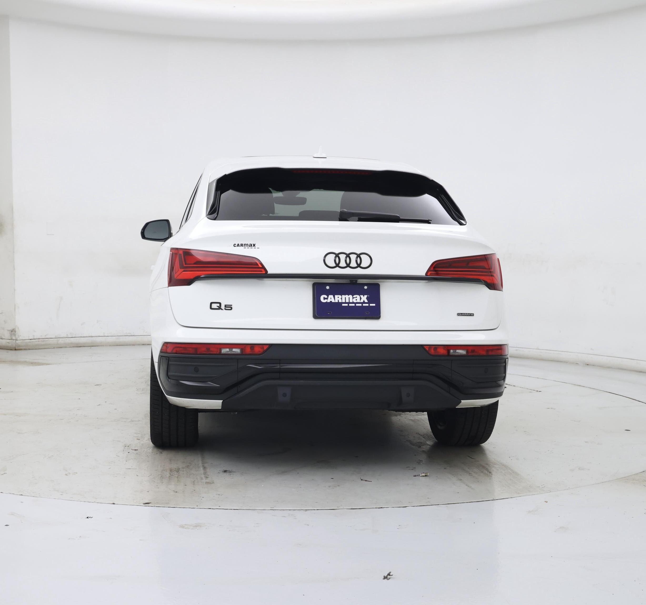 Thumbnail: 2023 Audi Q5 - 6