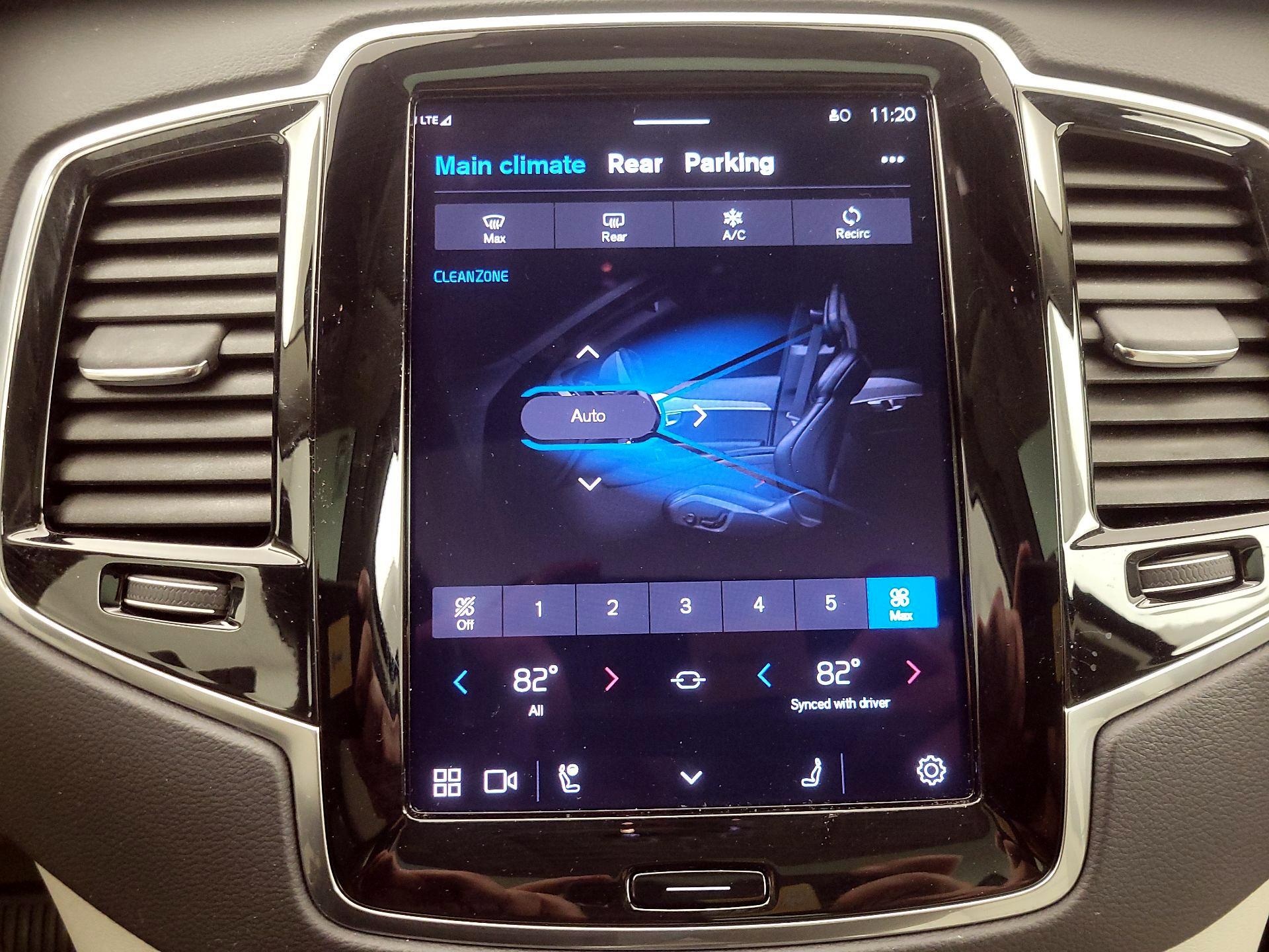 Thumbnail: 2023 Volvo XC90 - 17