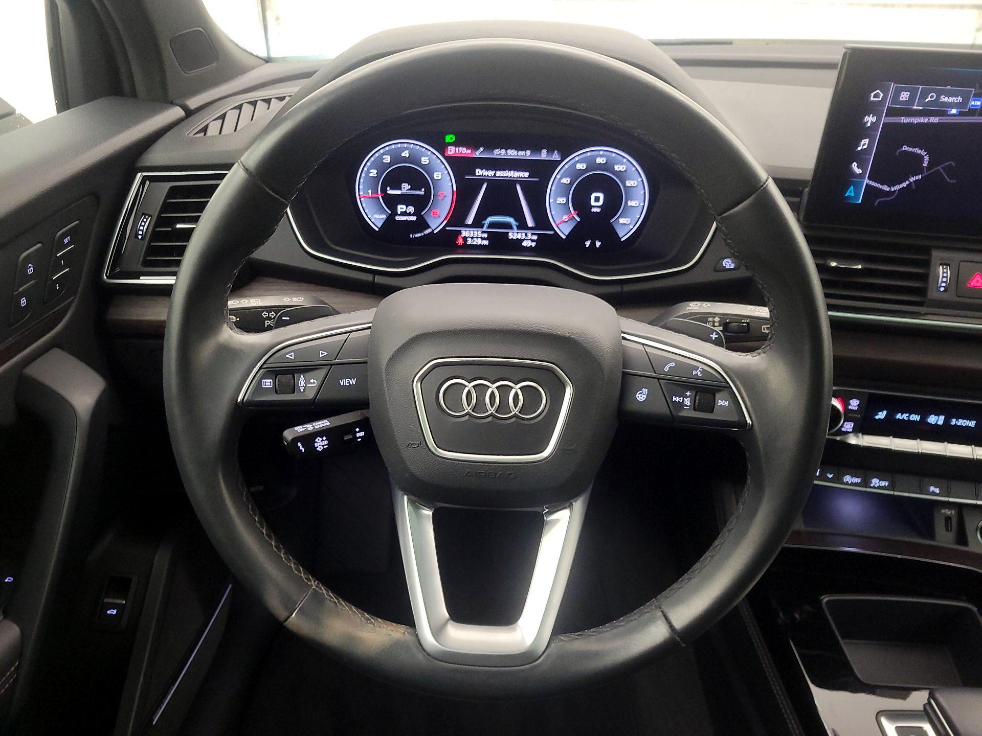 Thumbnail: 2023 Audi Q5 - 10