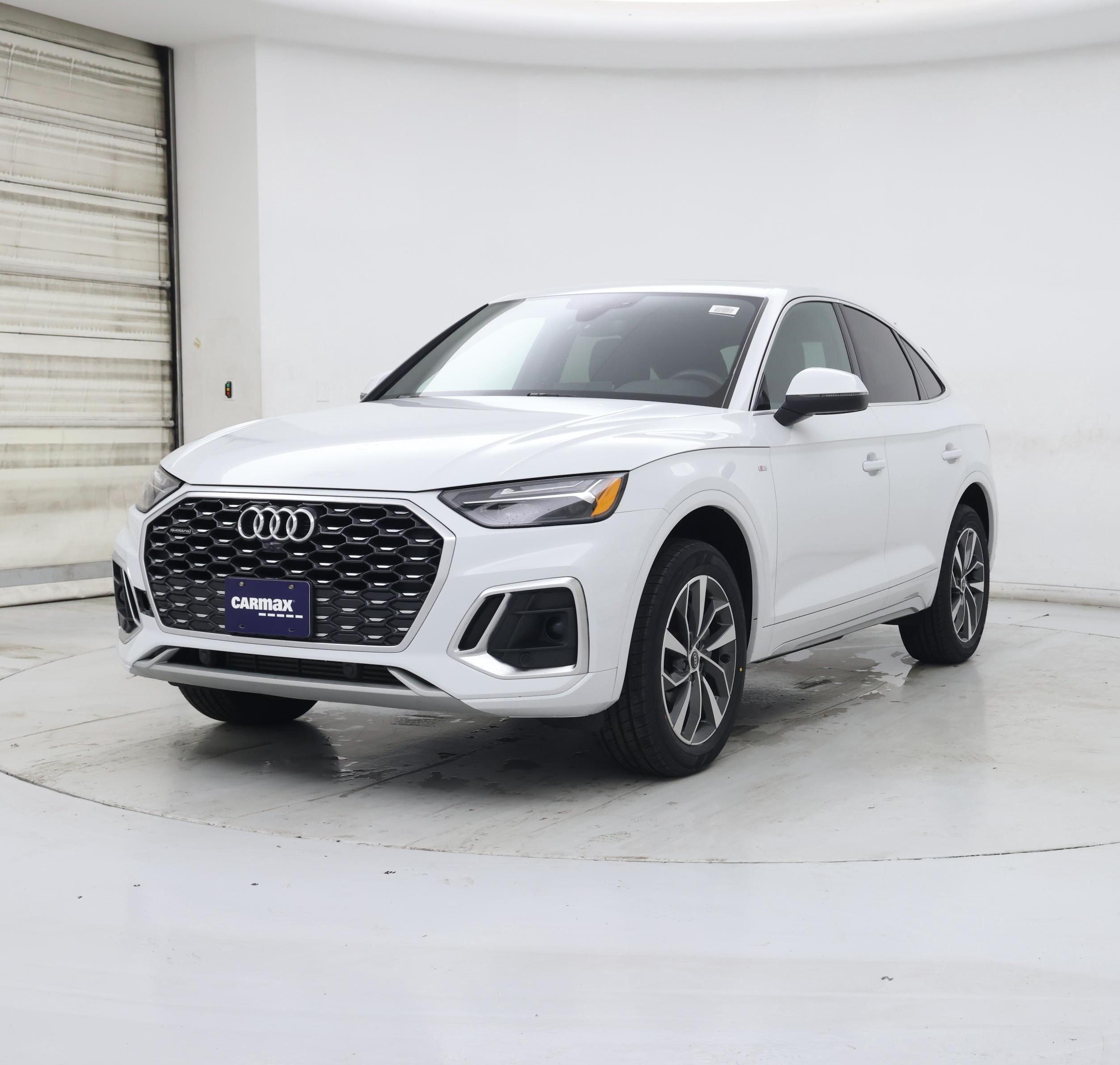 Thumbnail: 2023 Audi Q5 - 4