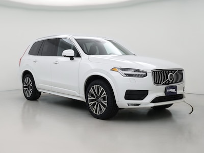 2022 Volvo XC90 T6 Momentum