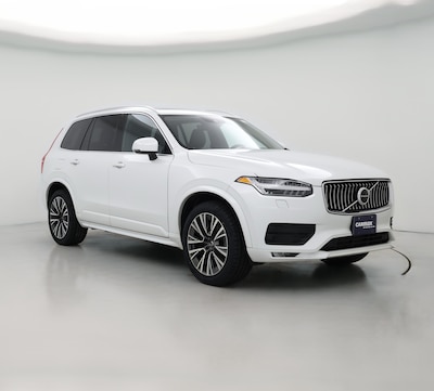 2022 Volvo XC90 T6 Momentum