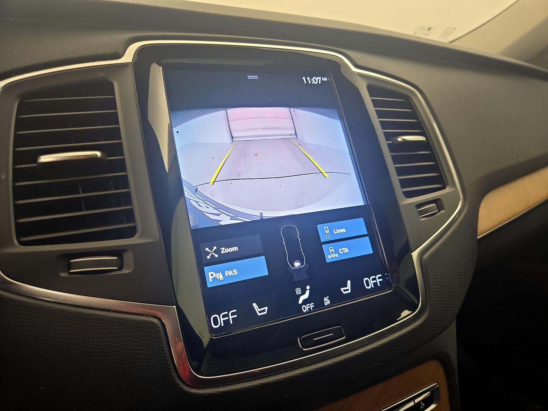 Thumbnail: 2022 Volvo XC90 - 15