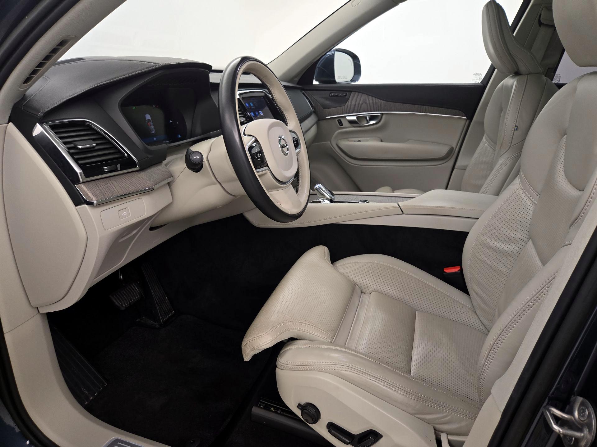 Thumbnail: 2023 Volvo XC90 - 11