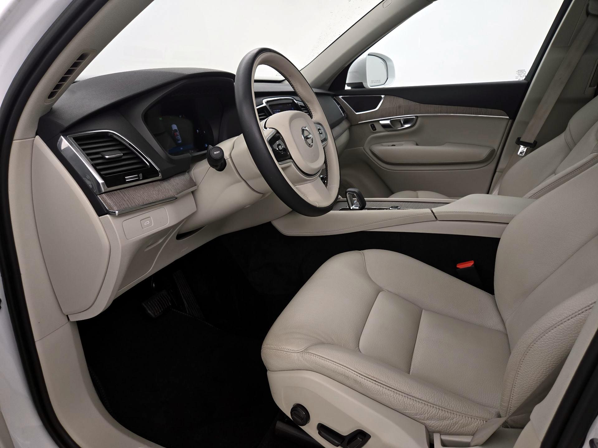 Thumbnail: 2023 Volvo XC90 - 11