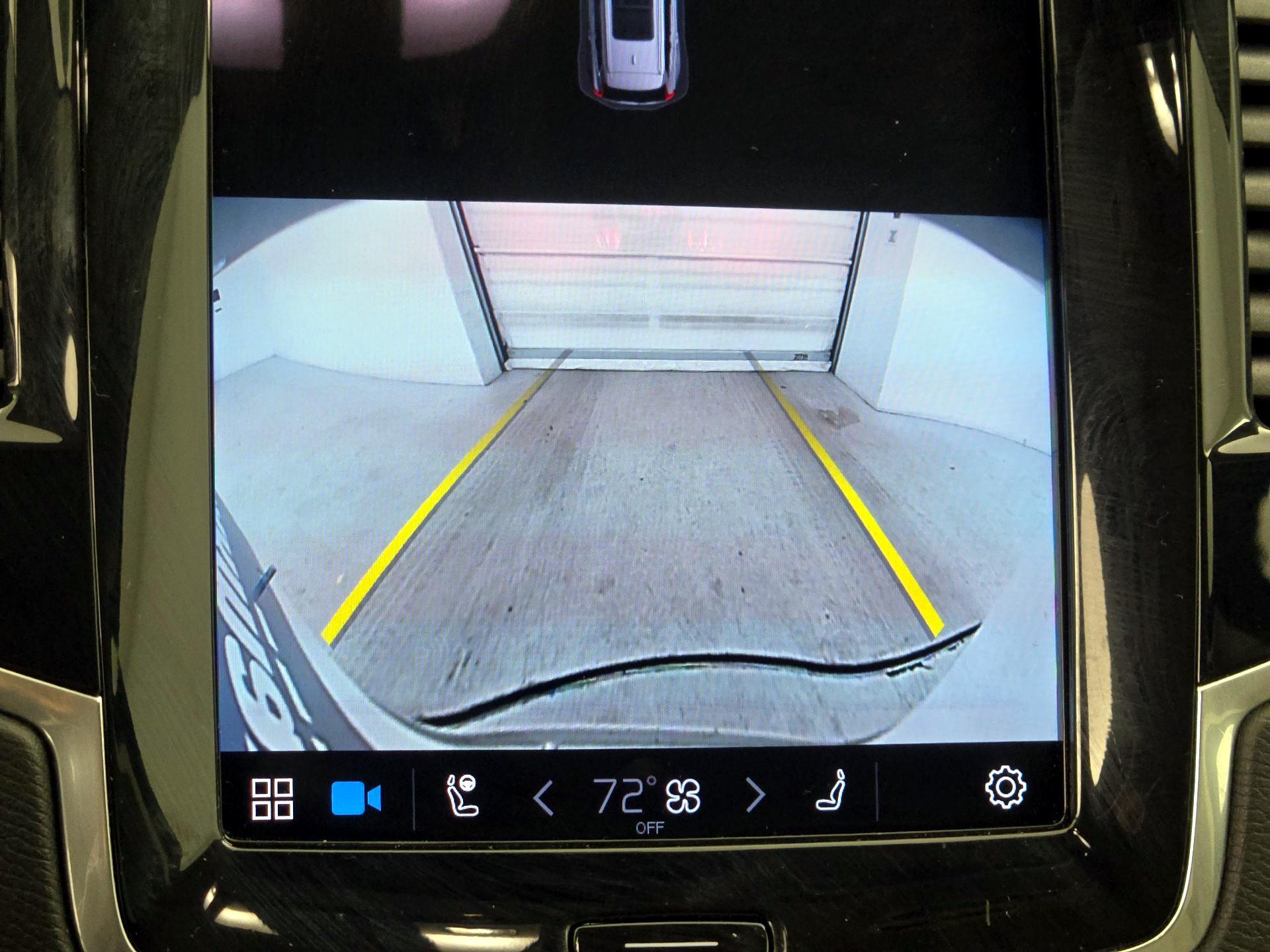 Thumbnail: 2023 Volvo XC90 - 15