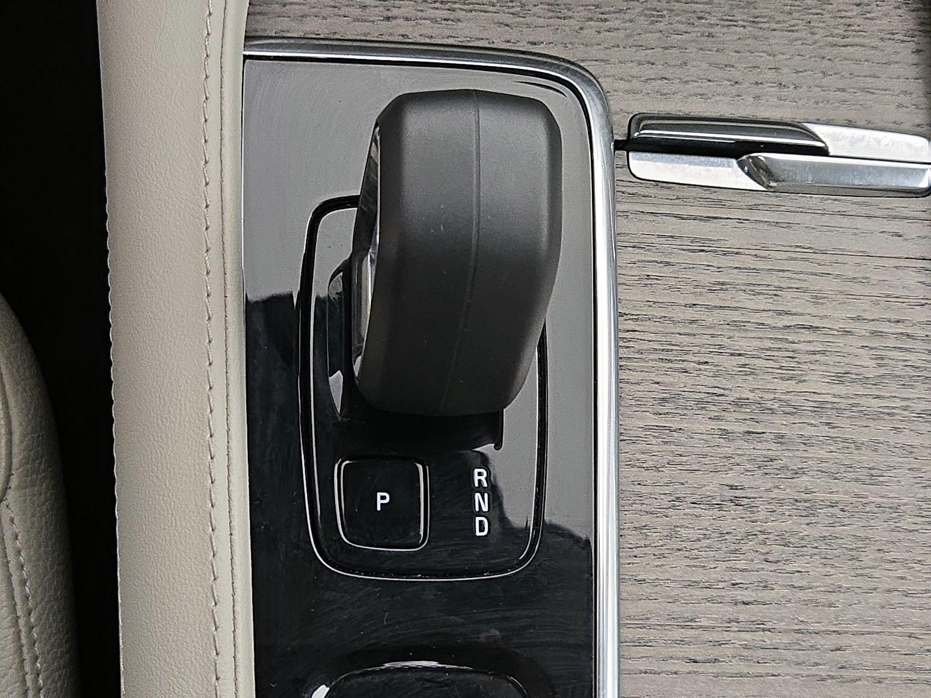 Thumbnail: 2023 Volvo XC90 - 18