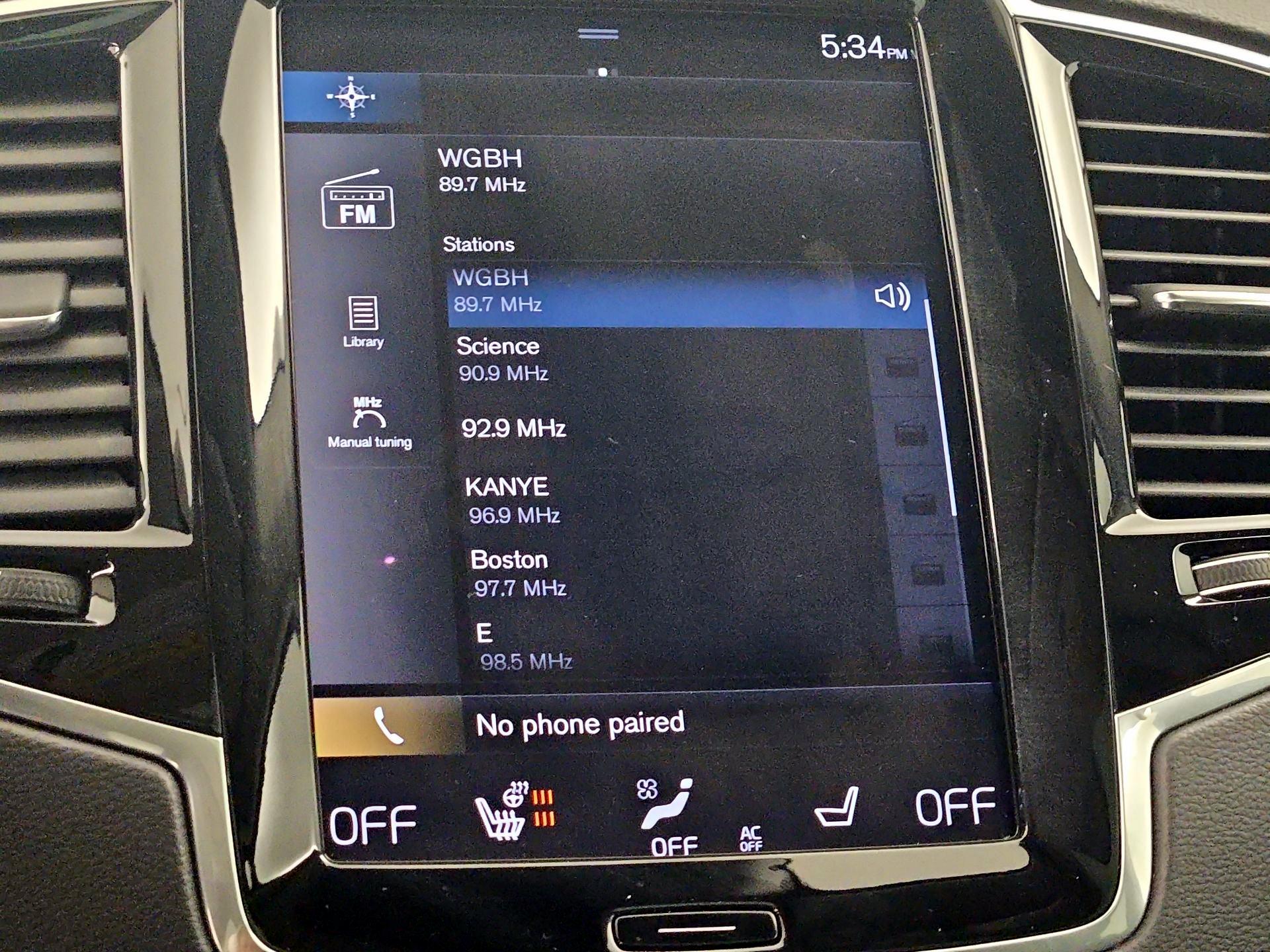 Thumbnail: 2022 Volvo XC90 - 16