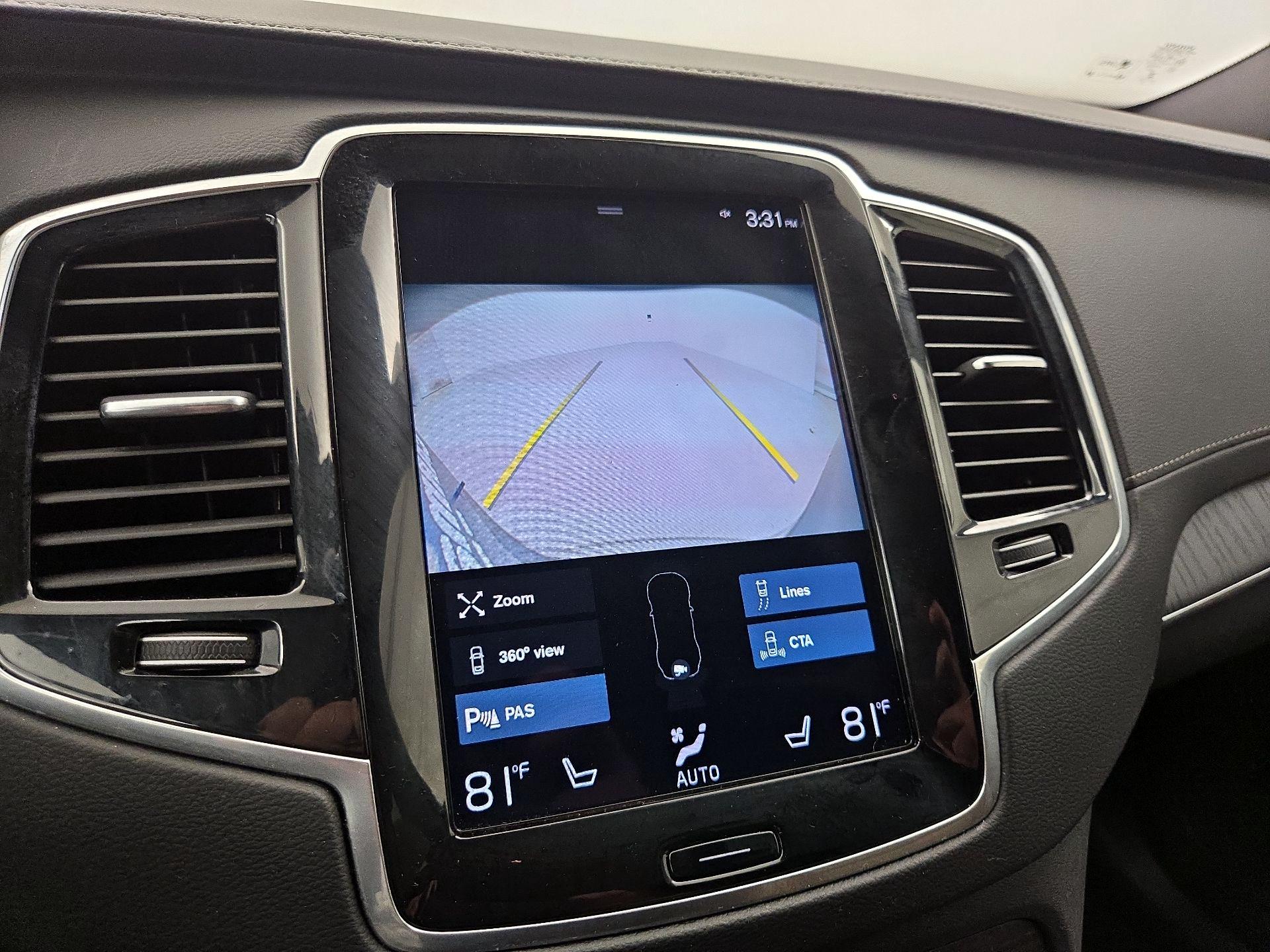 Thumbnail: 2022 Volvo XC90 - 15