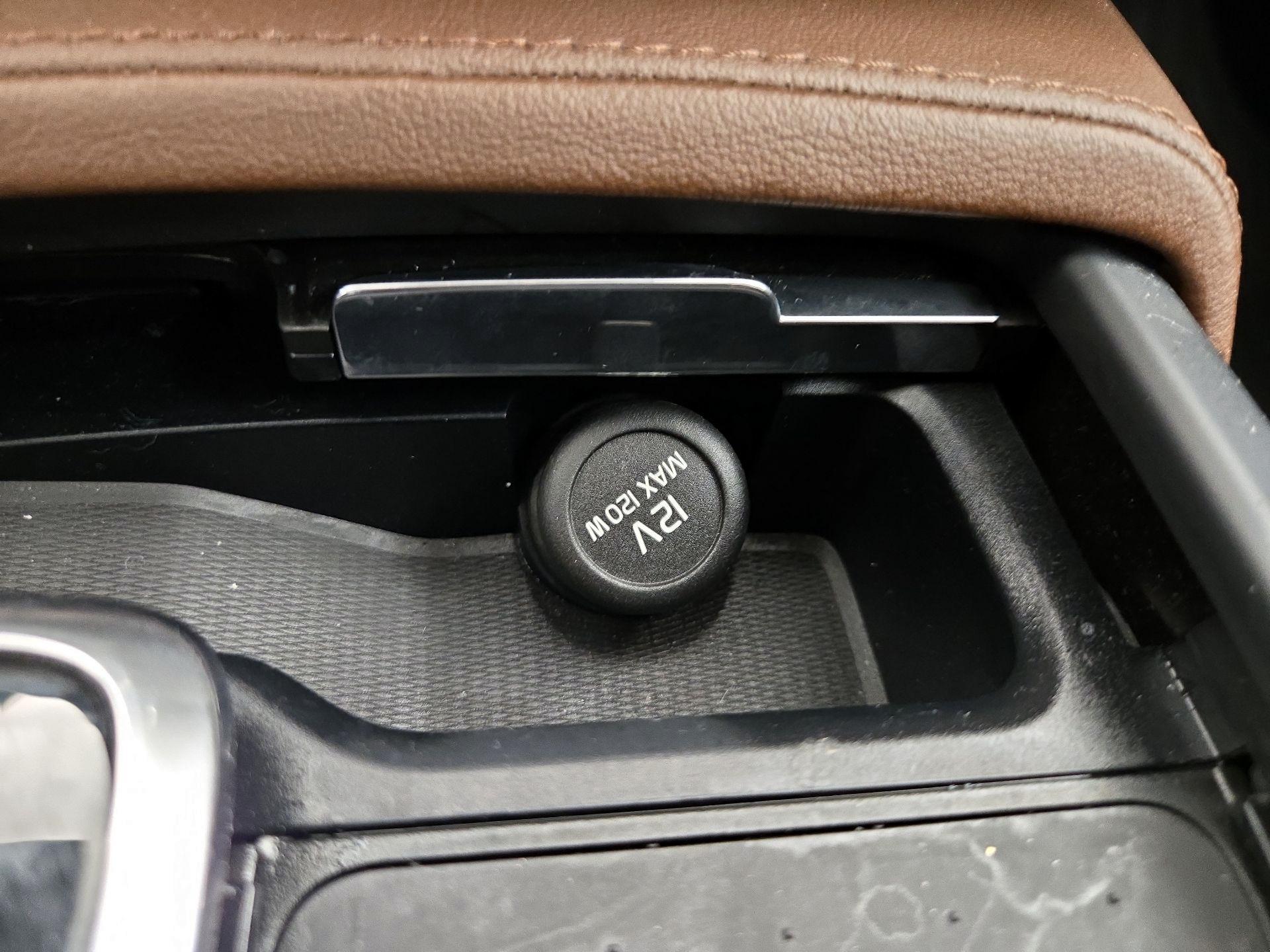 Thumbnail: 2022 Volvo XC90 - 19