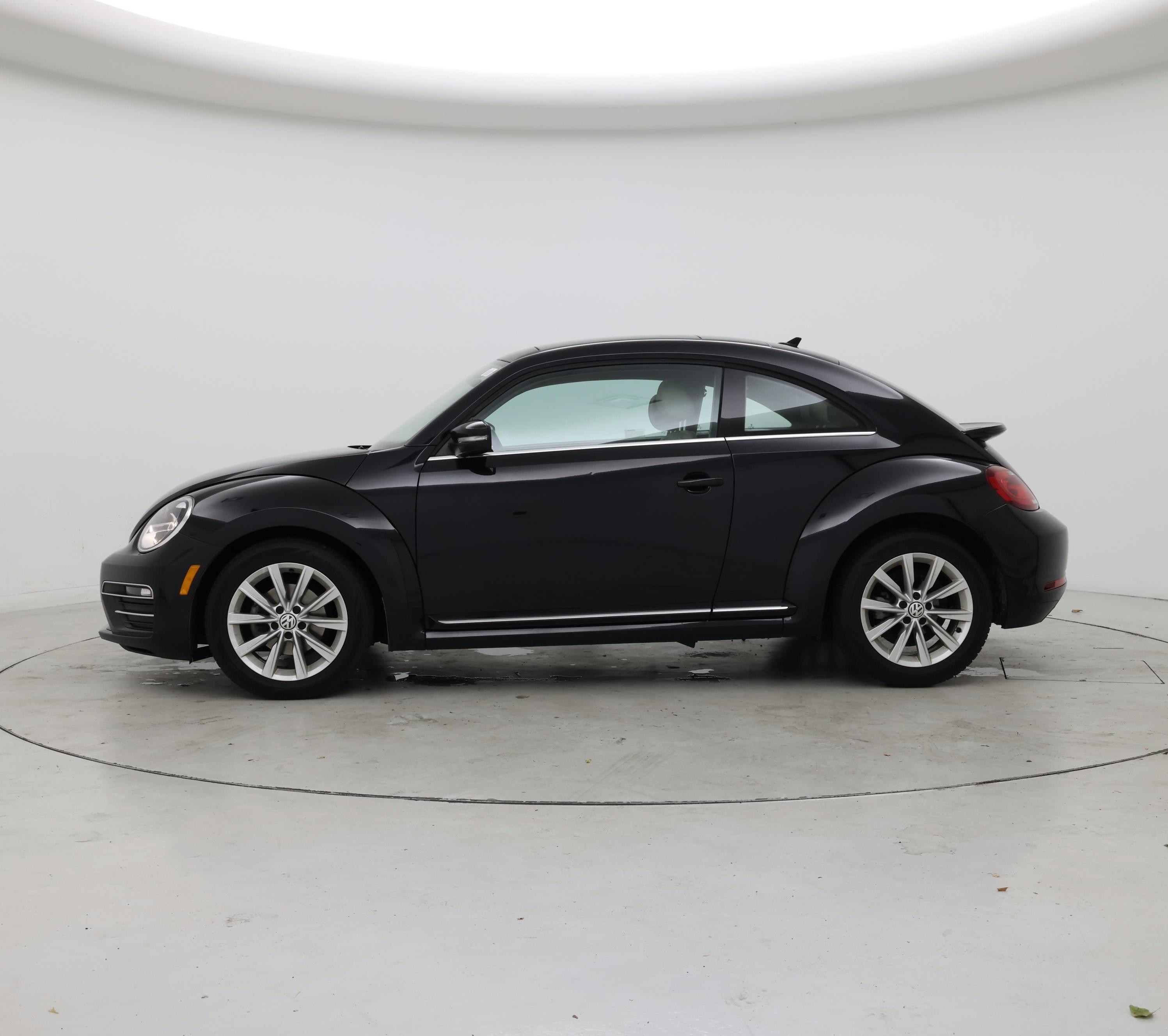 Thumbnail: 2019 Volkswagen Beetle - 3