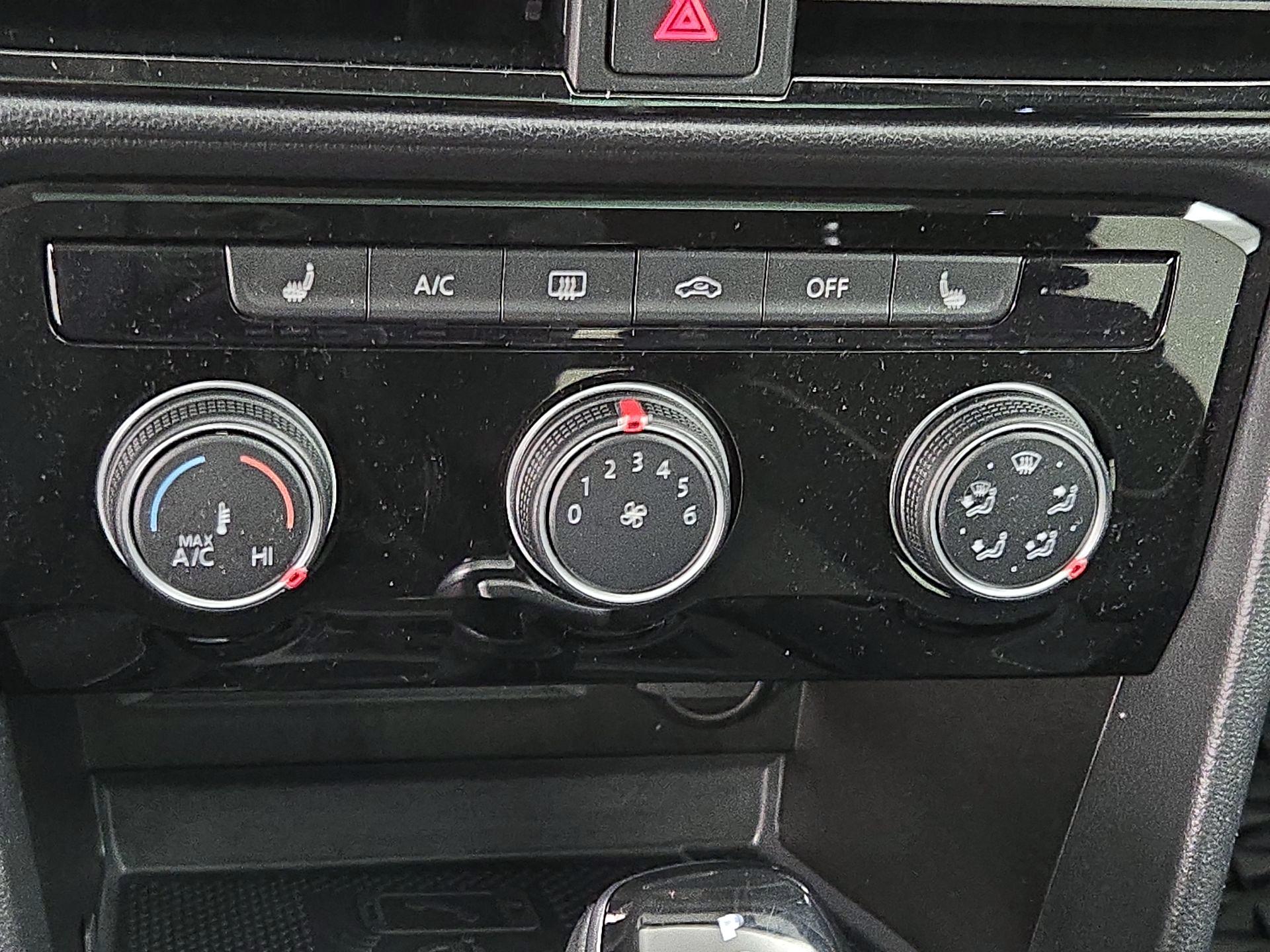 Thumbnail: 2023 Volkswagen Taos - 16