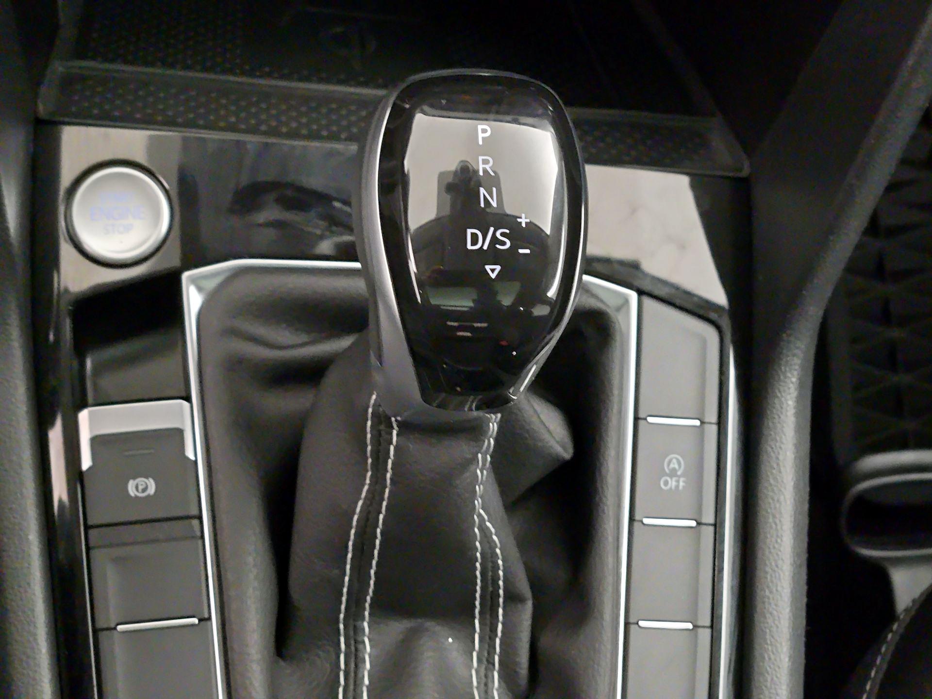 Thumbnail: 2023 Volkswagen Taos - 17