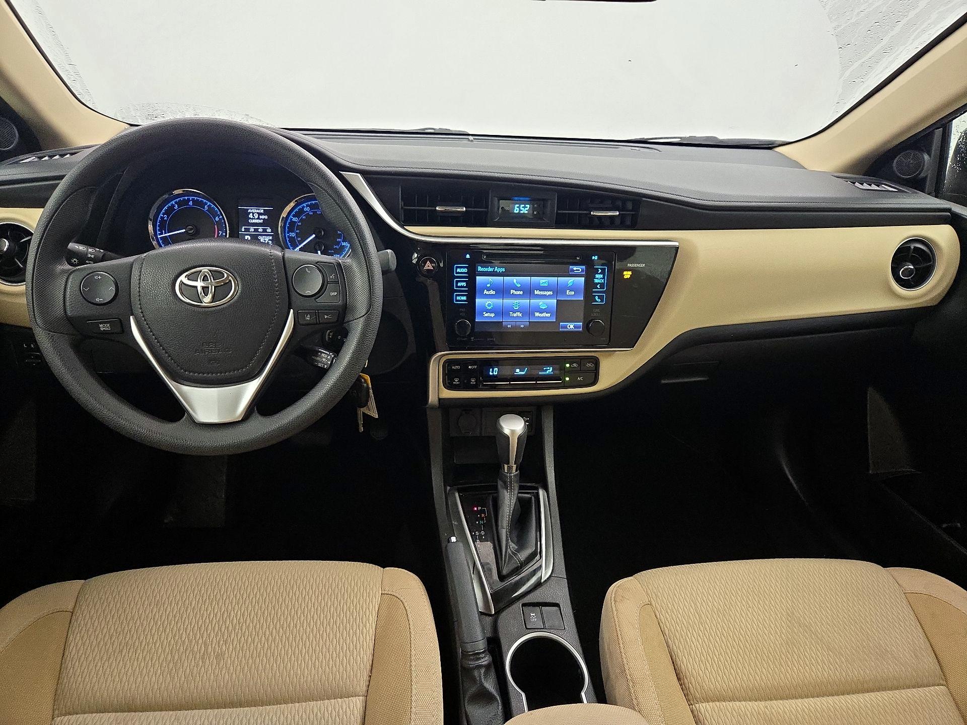 Thumbnail: 2017 Toyota Corolla - 9