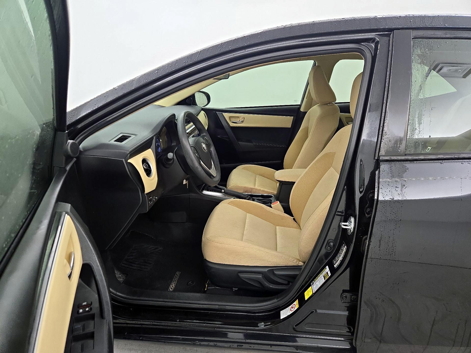 Thumbnail: 2017 Toyota Corolla - 11