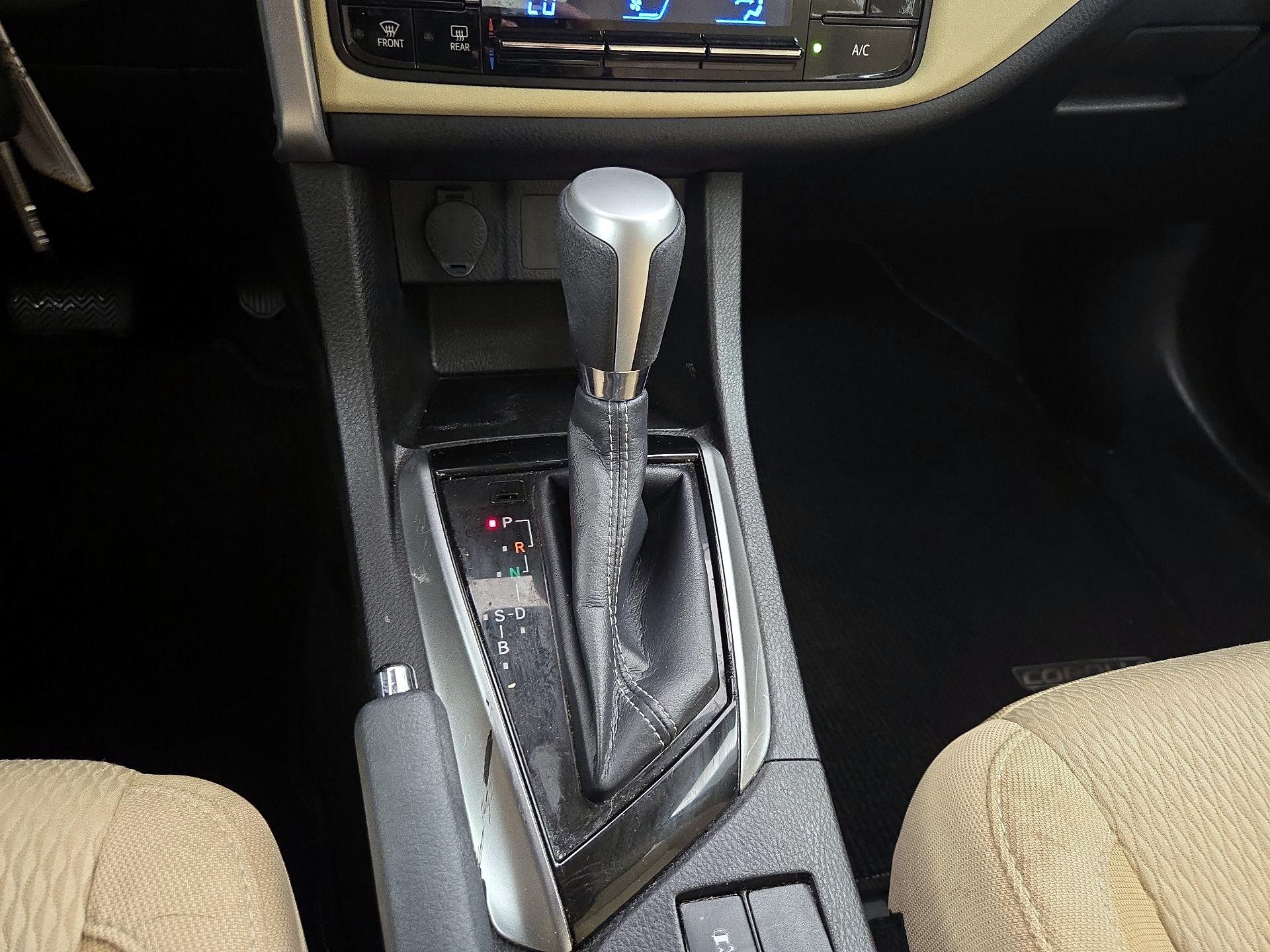 Thumbnail: 2017 Toyota Corolla - 17