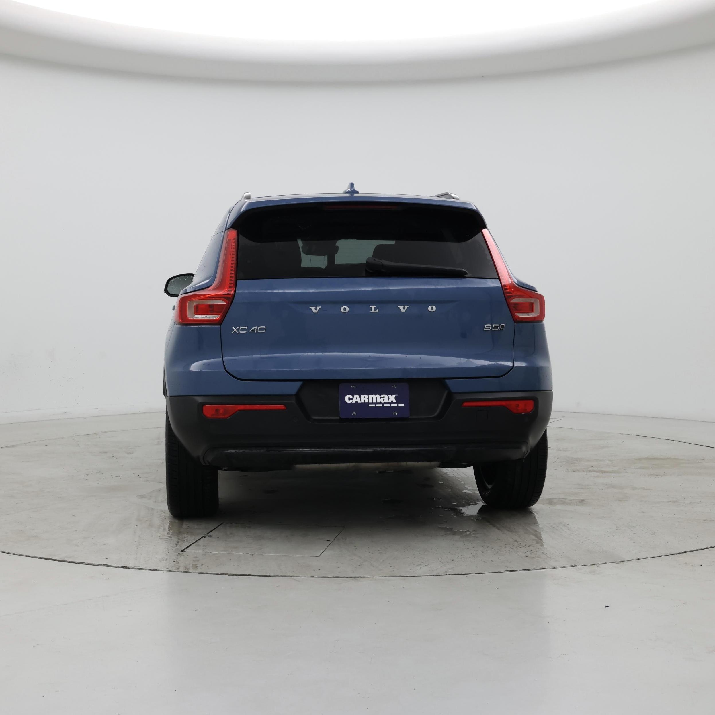 Thumbnail: 2023 Volvo XC40 - 6
