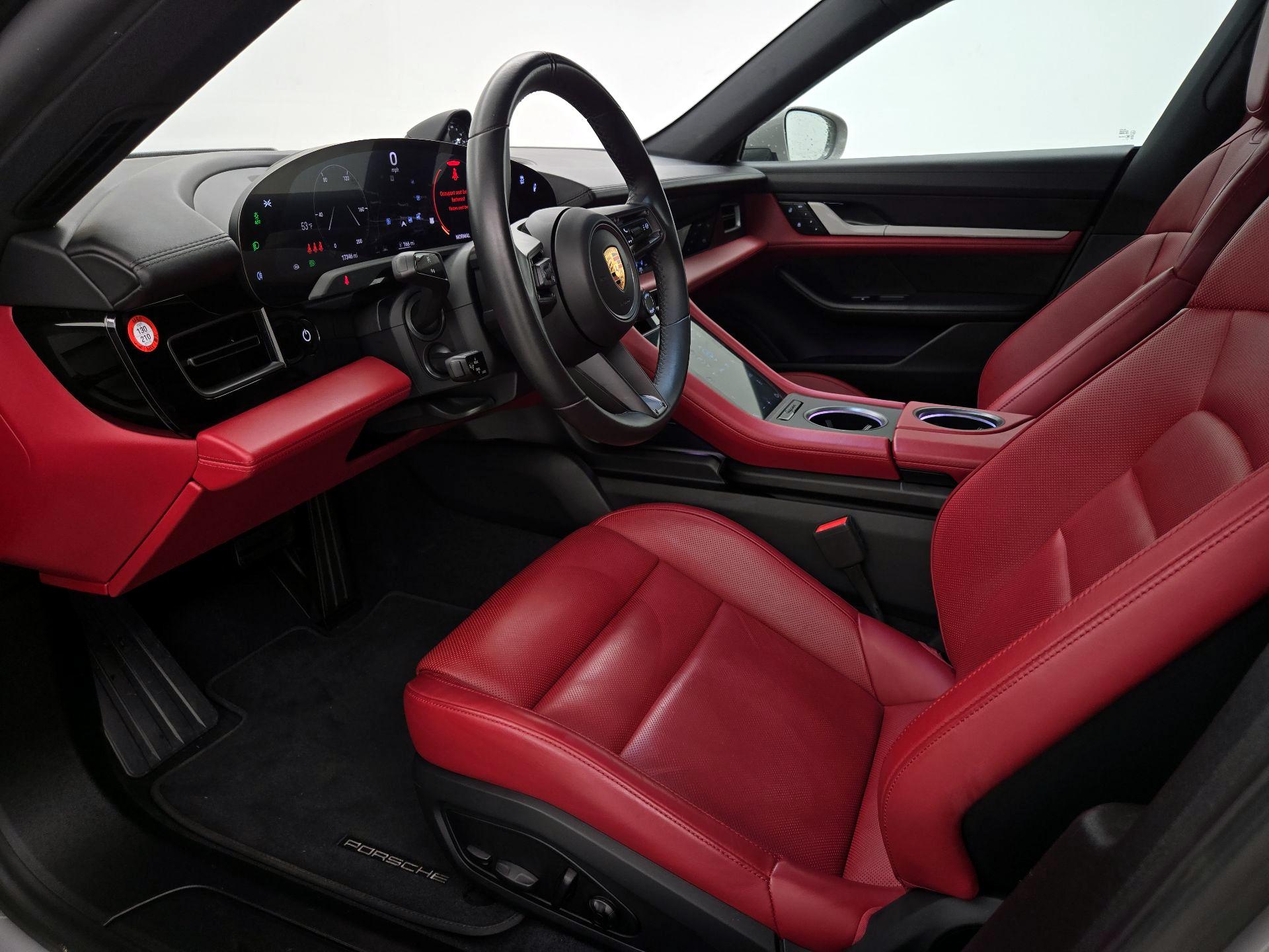 Thumbnail: 2023 Porsche Taycan - 11