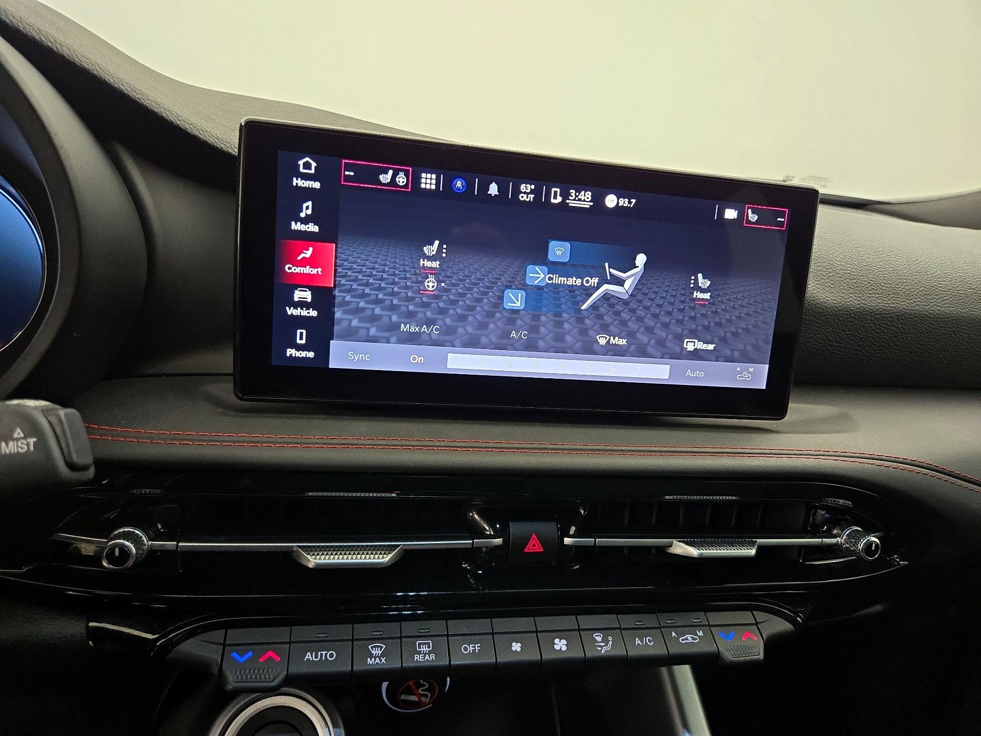 Thumbnail: 2023 Dodge Hornet - 16