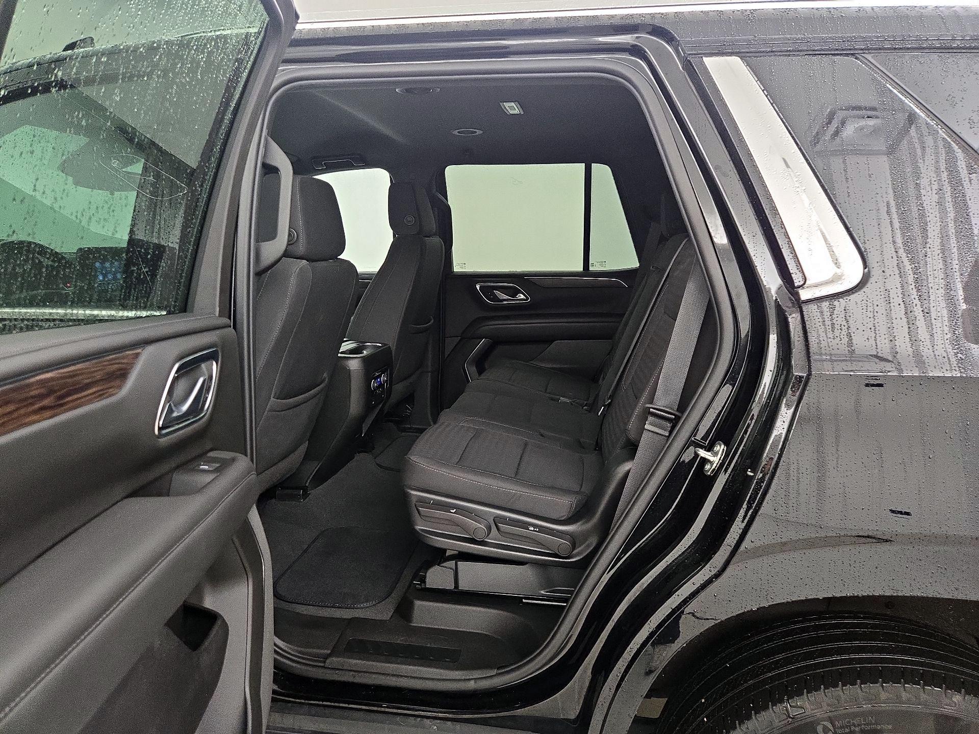 Thumbnail: 2023 Chevrolet Tahoe - 19