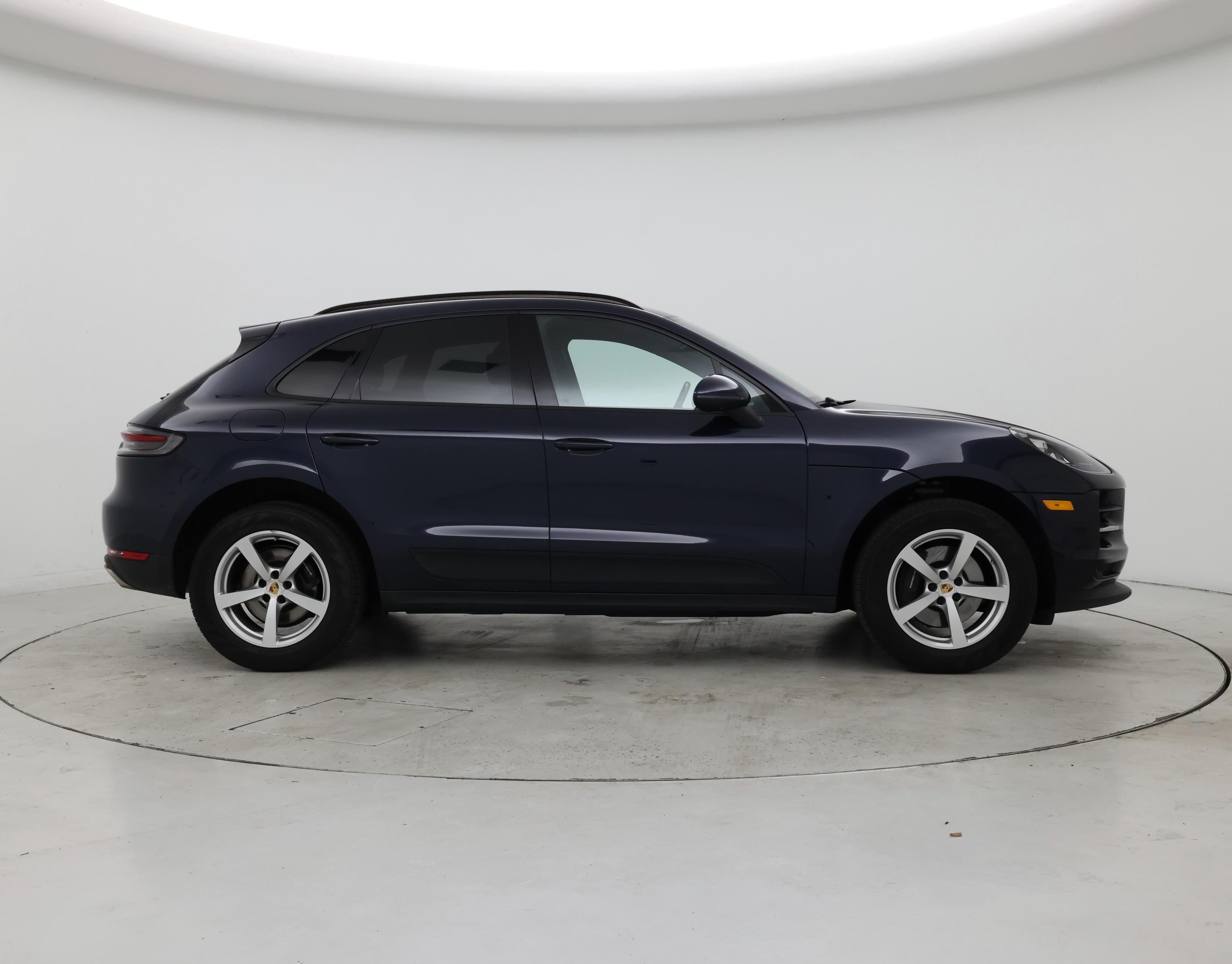 Thumbnail: 2020 Porsche Macan - 7