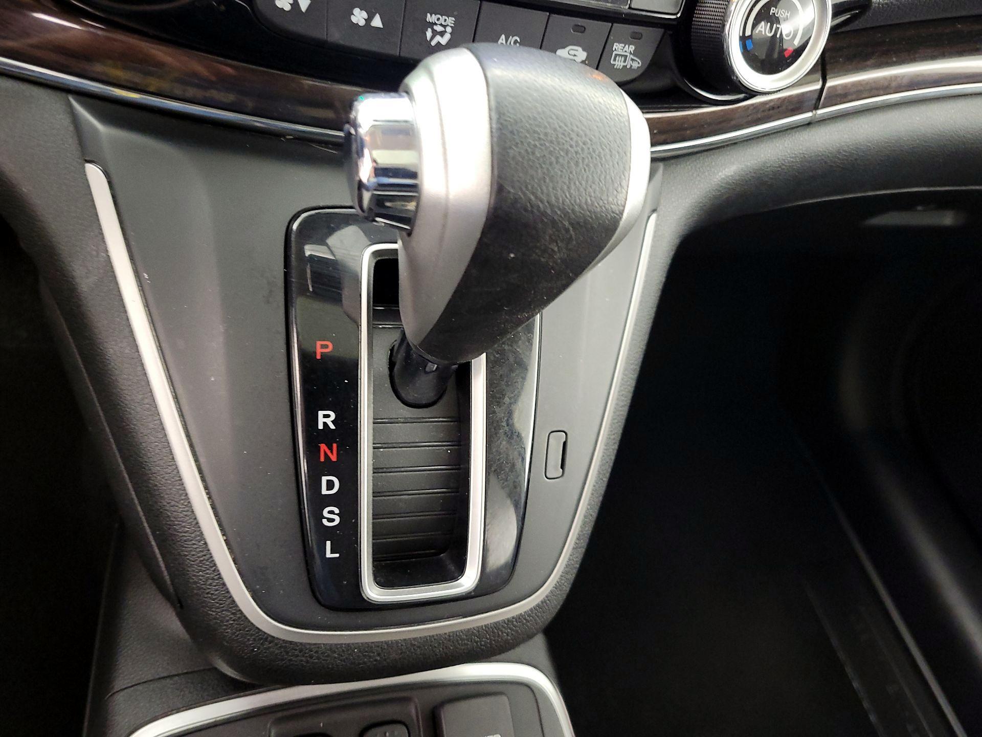 Thumbnail: 2015 Honda CR-V - 17