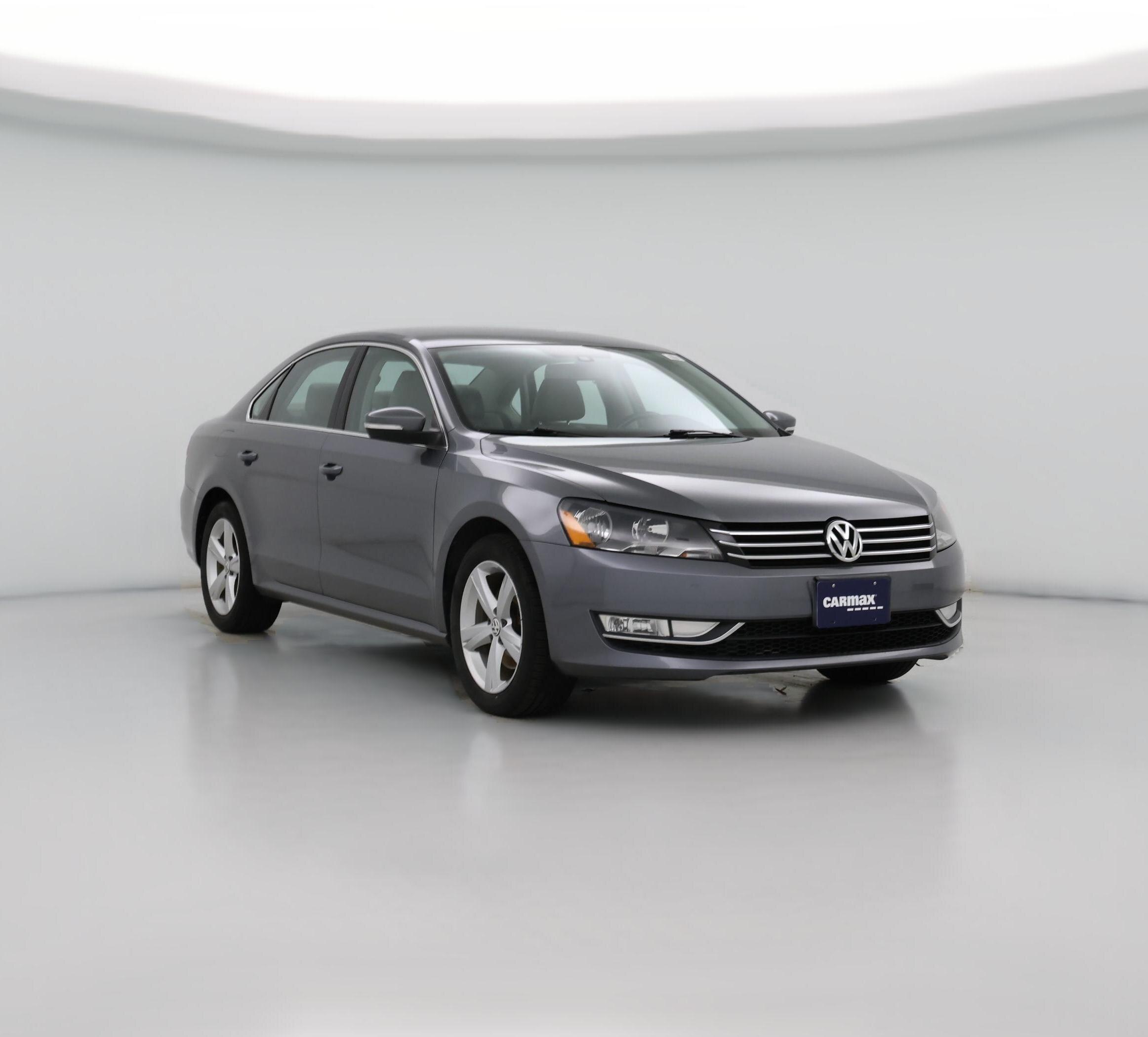 Thumbnail: 2015 Volkswagen Passat - 1