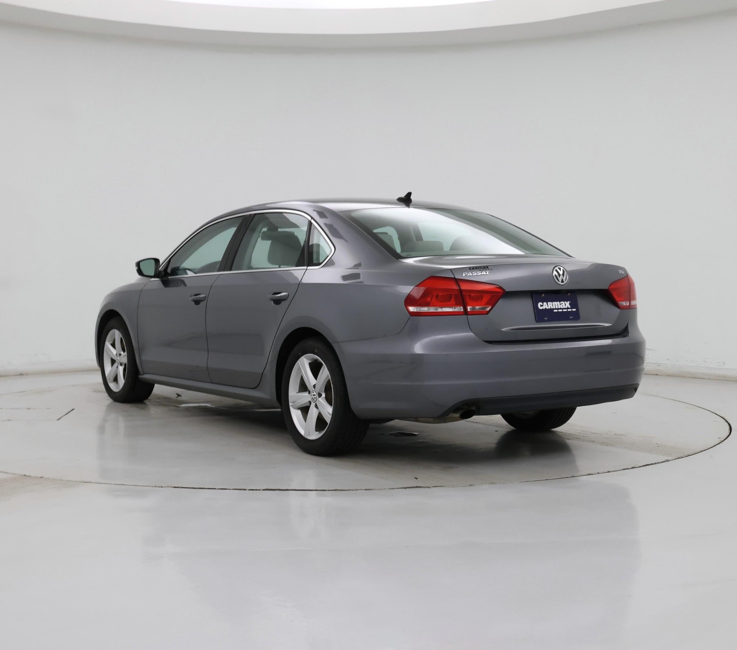 Thumbnail: 2015 Volkswagen Passat - 2
